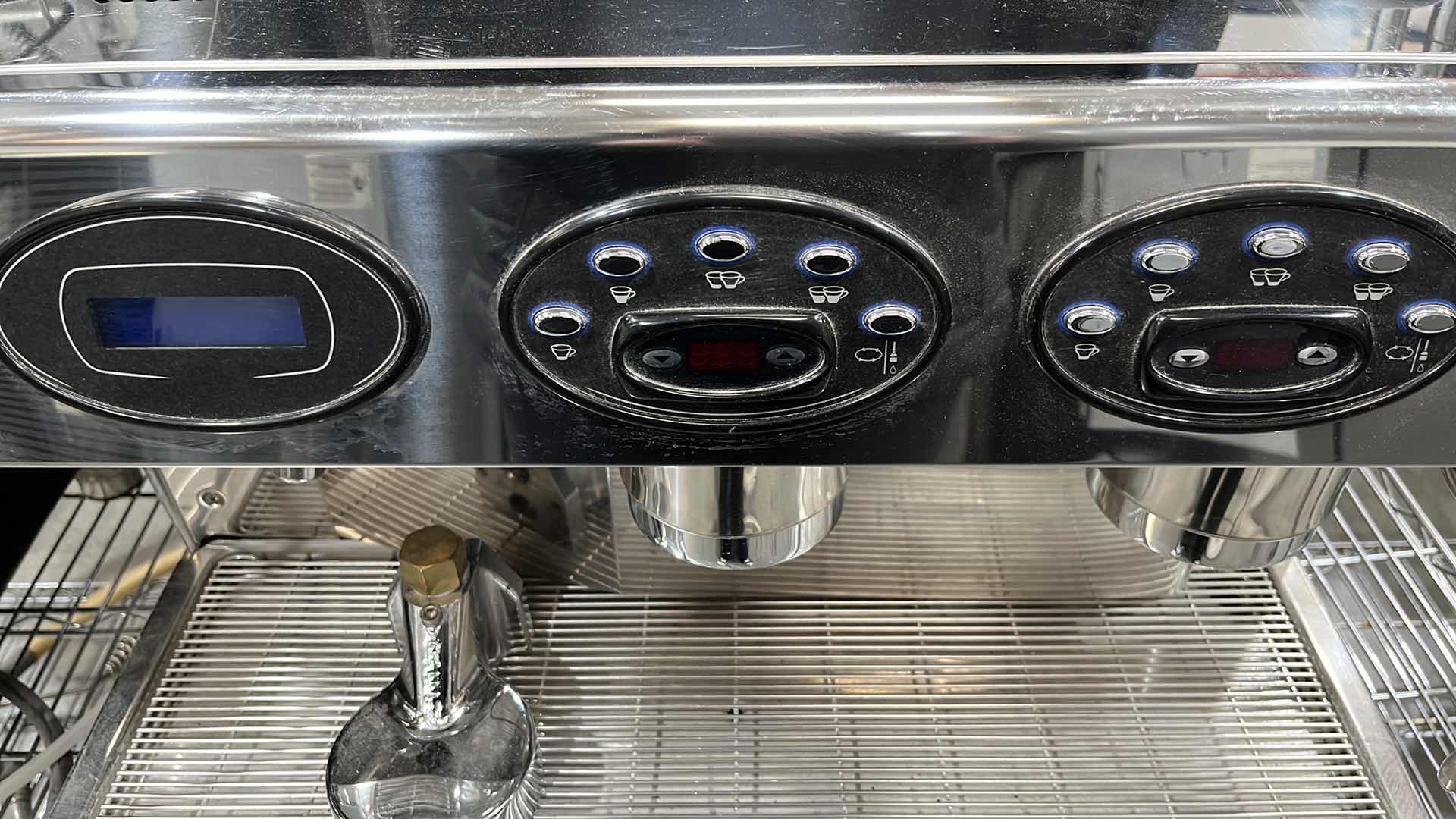 Photo 1 of EXPOBAR MULTI BOILER COMMERCIAL COFFEE MACHINE
20.5” X 27” H 21” (ESPRESSO PORTAFILTER IS NOT INCLUDED)