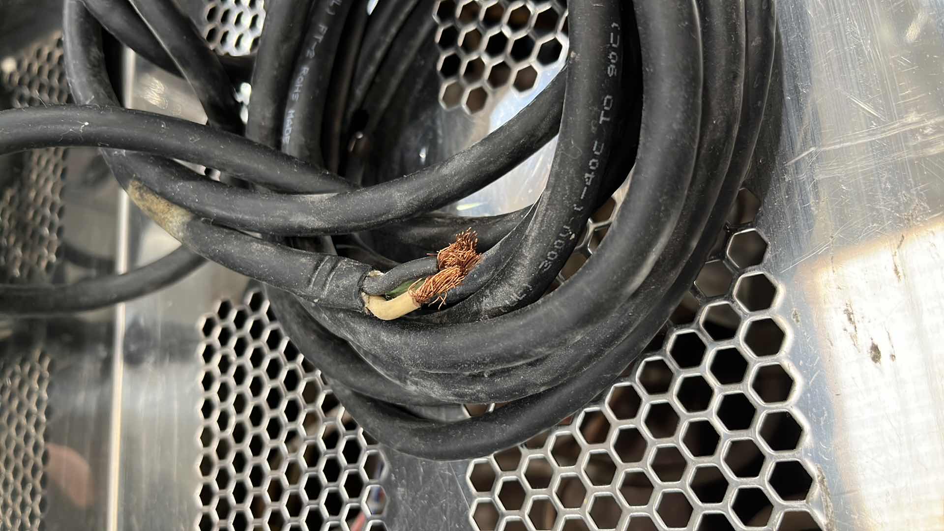 Photo 1 of EXPOBAR MULTI BOILER COMMERCIAL COFFEE MACHINE
20.5” X 27” H 21” (ESPRESSO PORTAFILTER IS NOT INCLUDED)