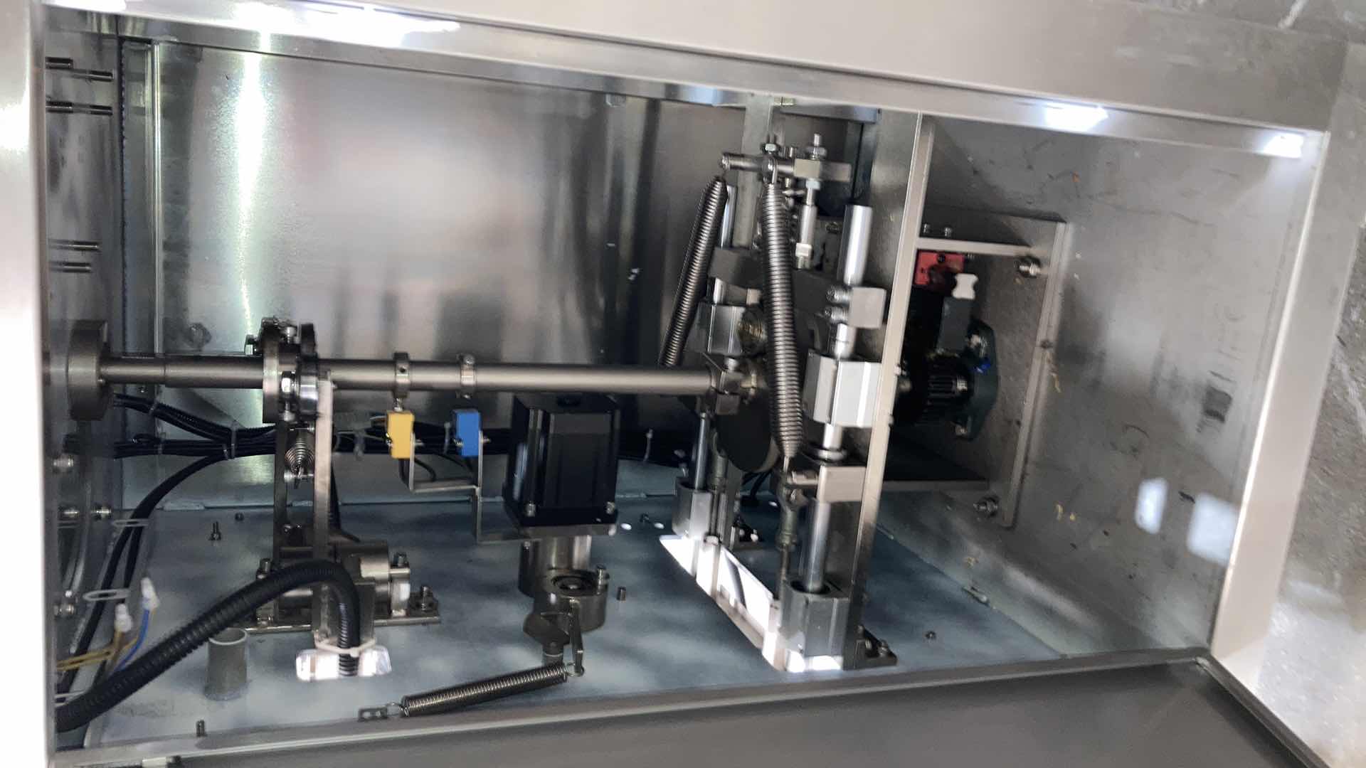 Photo 1 of LANDPACK COMMERCIAL AUTOMATIC POUCH PACKING MACHINE 240VOLT MODEL LD-380B