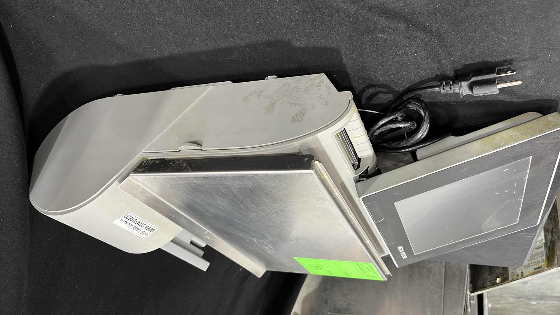 Photo 1 of METTLER TOLEDO DIGITAL TOUCHPAD DELI SCALE W PRINTER MODEL PACT-M