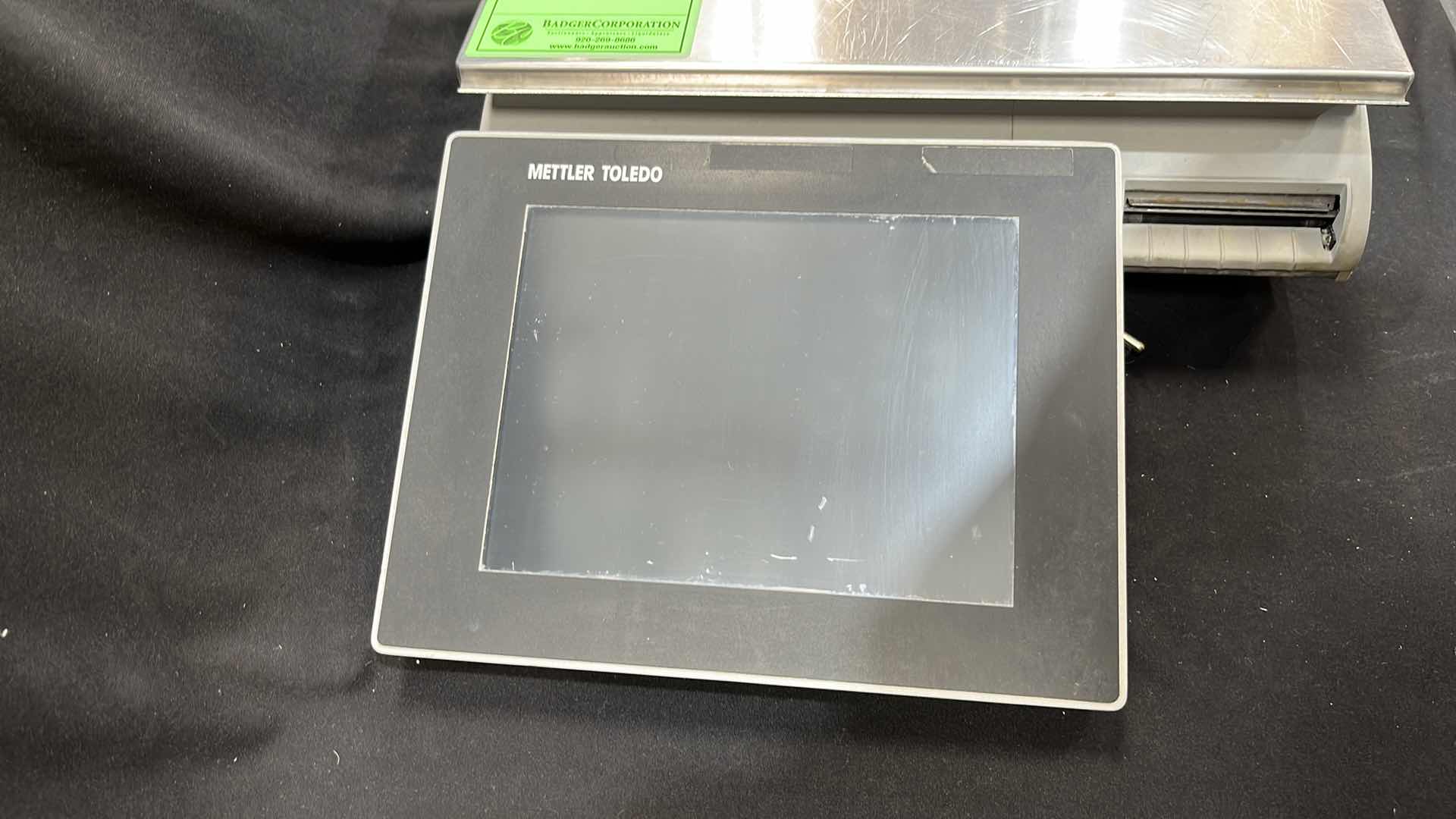 Photo 1 of METTLER TOLEDO DIGITAL TOUCHPAD DELI SCALE W PRINTER MODEL PACT-M
