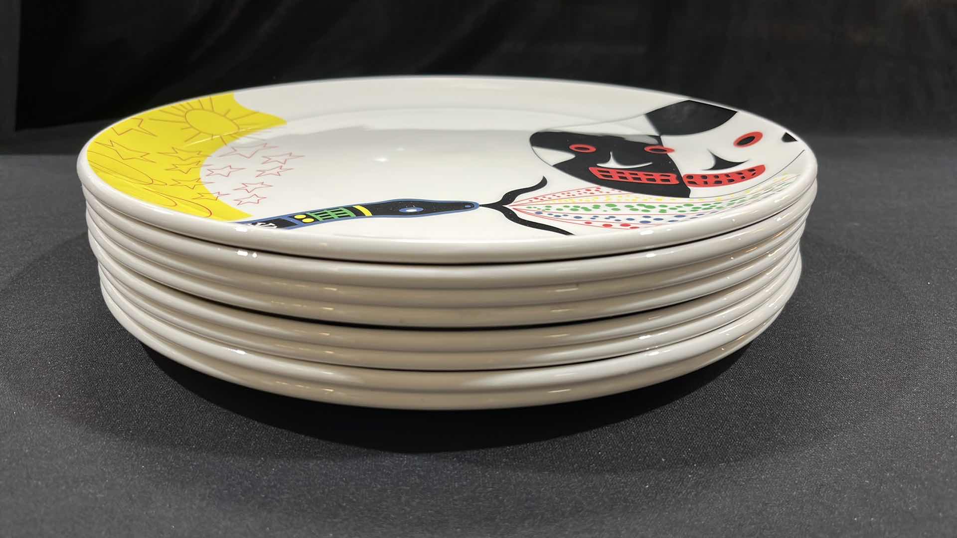 Photo 1 of DUDSON FINEST VITRIFIED CHINA SET OF 8, 12.5”