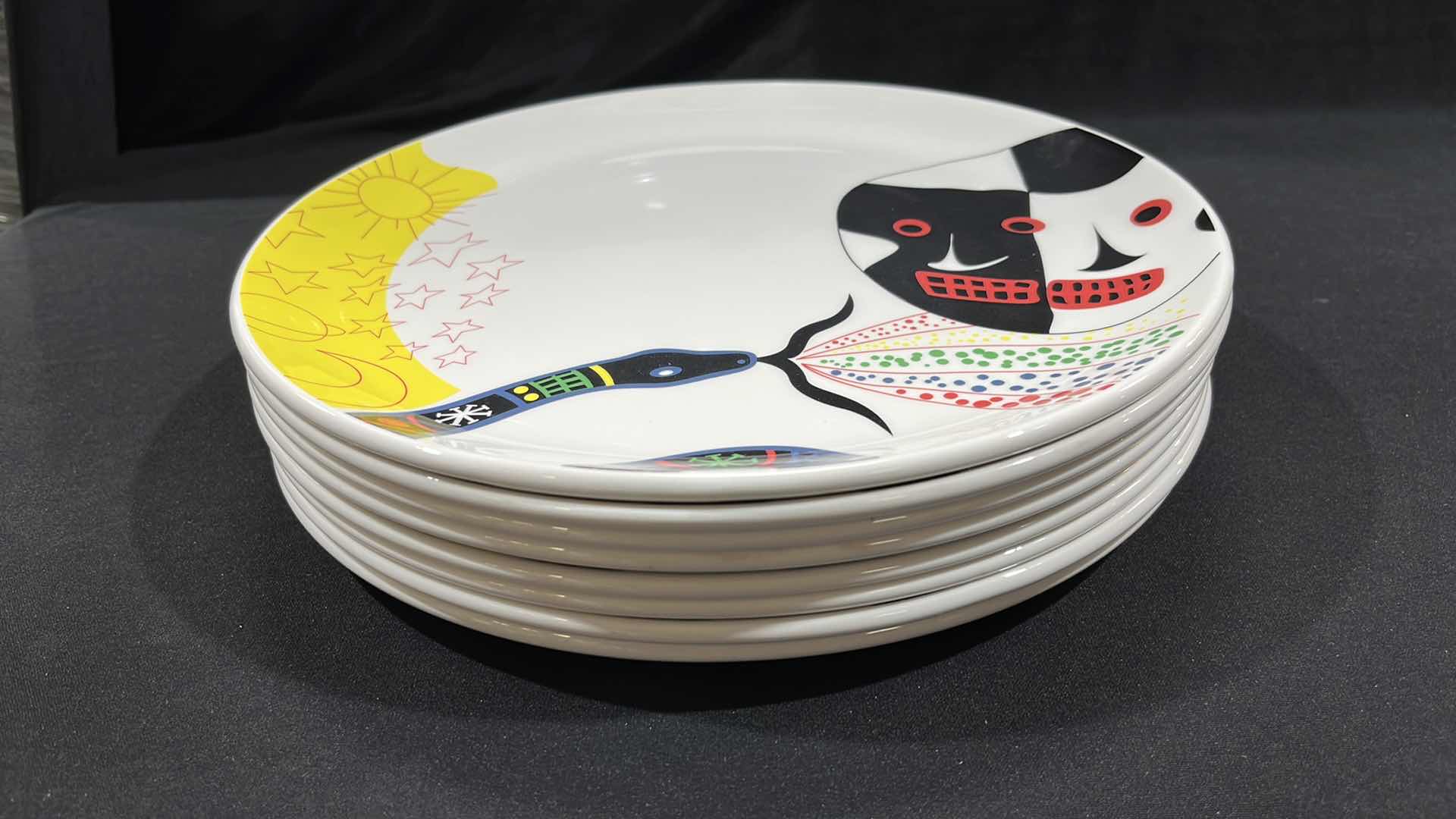Photo 1 of DUDSON FINEST VITRIFIED CHINA SET OF 8, 12.5”