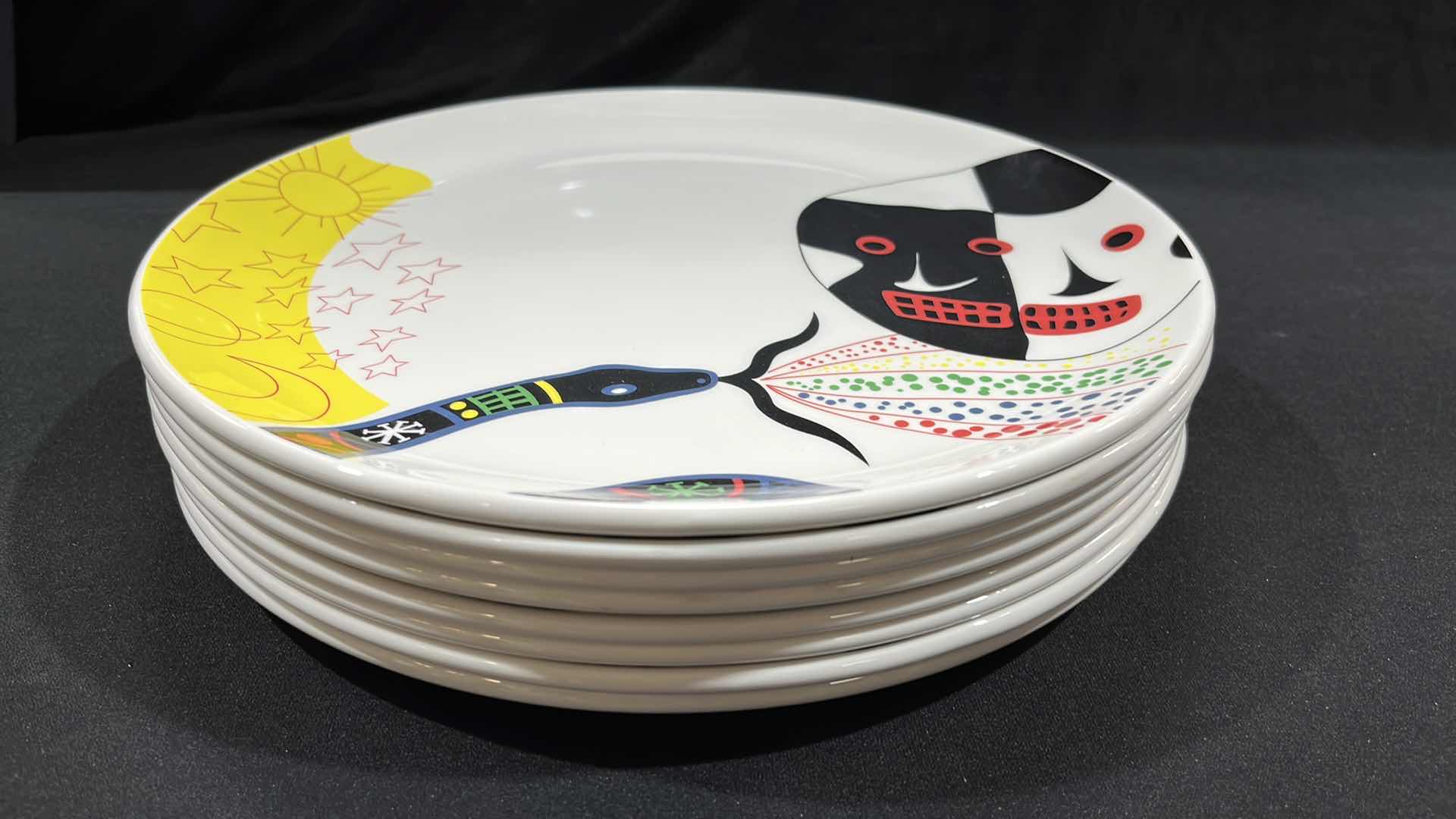 Photo 2 of DUDSON FINEST VITRIFIED CHINA SET OF 8, 12.5”