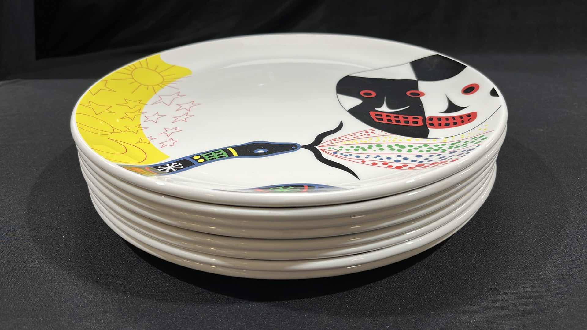 Photo 1 of DUDSON FINEST VITRIFIED CHINA SET OF 8, 12.5”