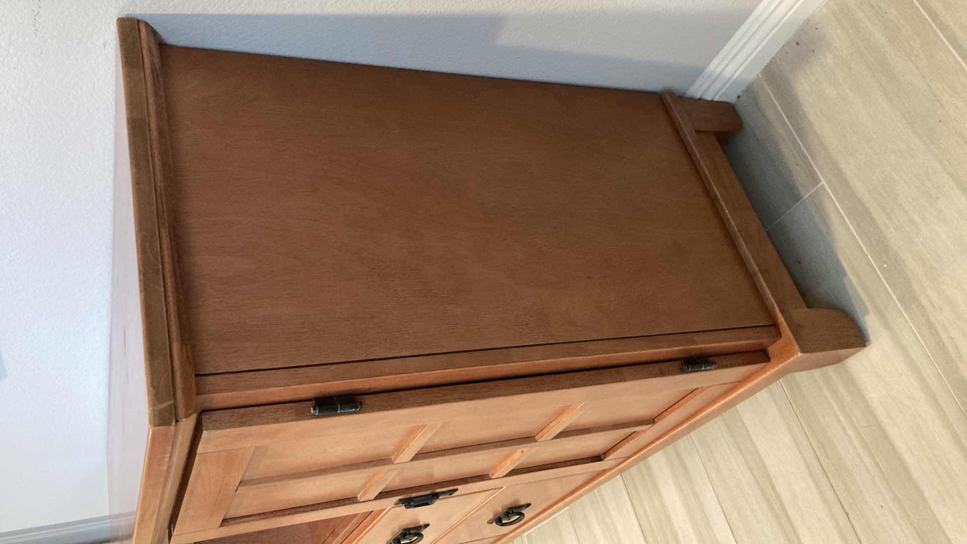 Photo 4 of HOME STYLES COTTAGE OAK FINISH DINING BUFFET TABLE 54.5” X 18” H36”