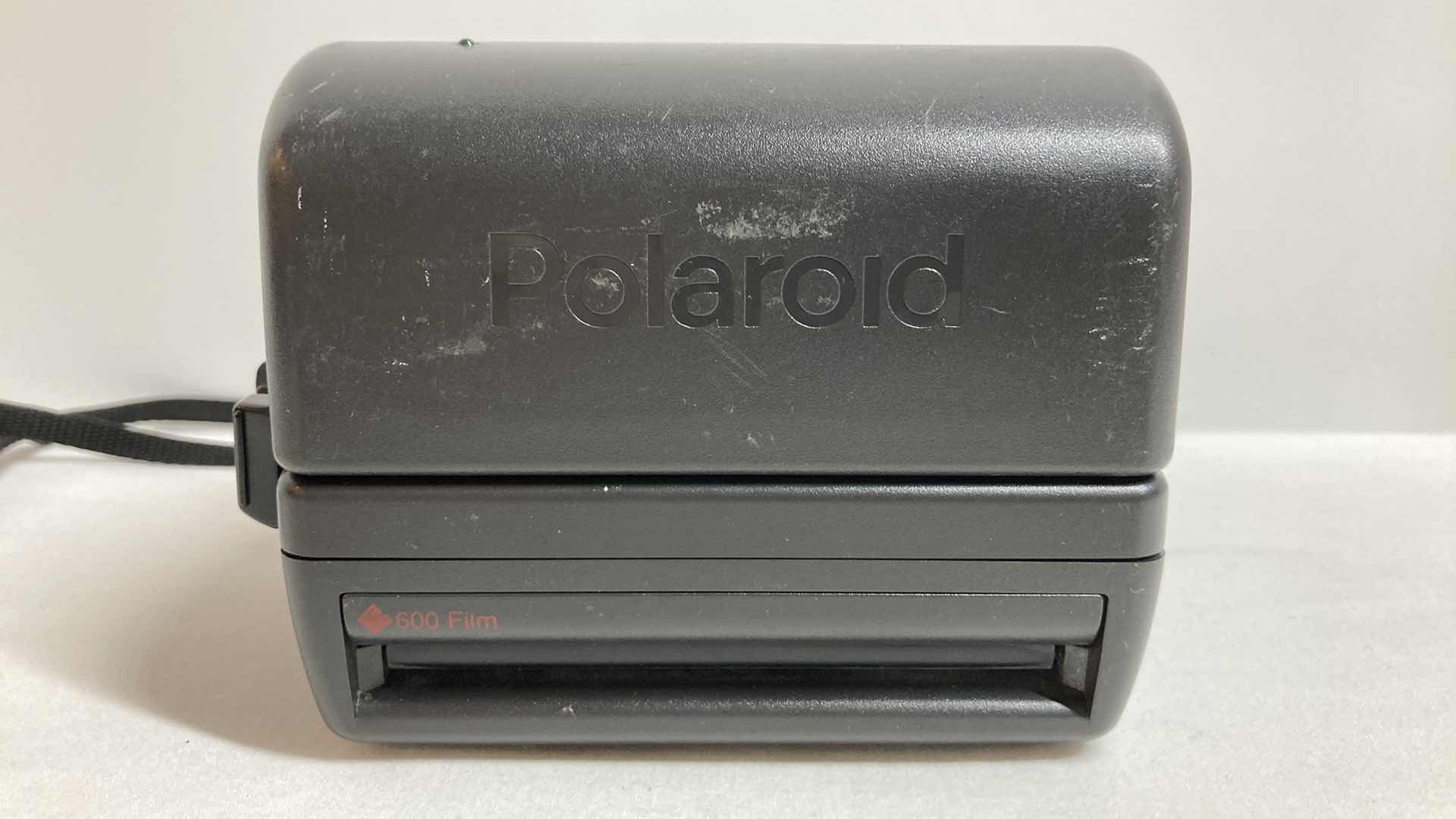 Photo 1 of POLAROID ONESTEP CLOSE UP CAMERA