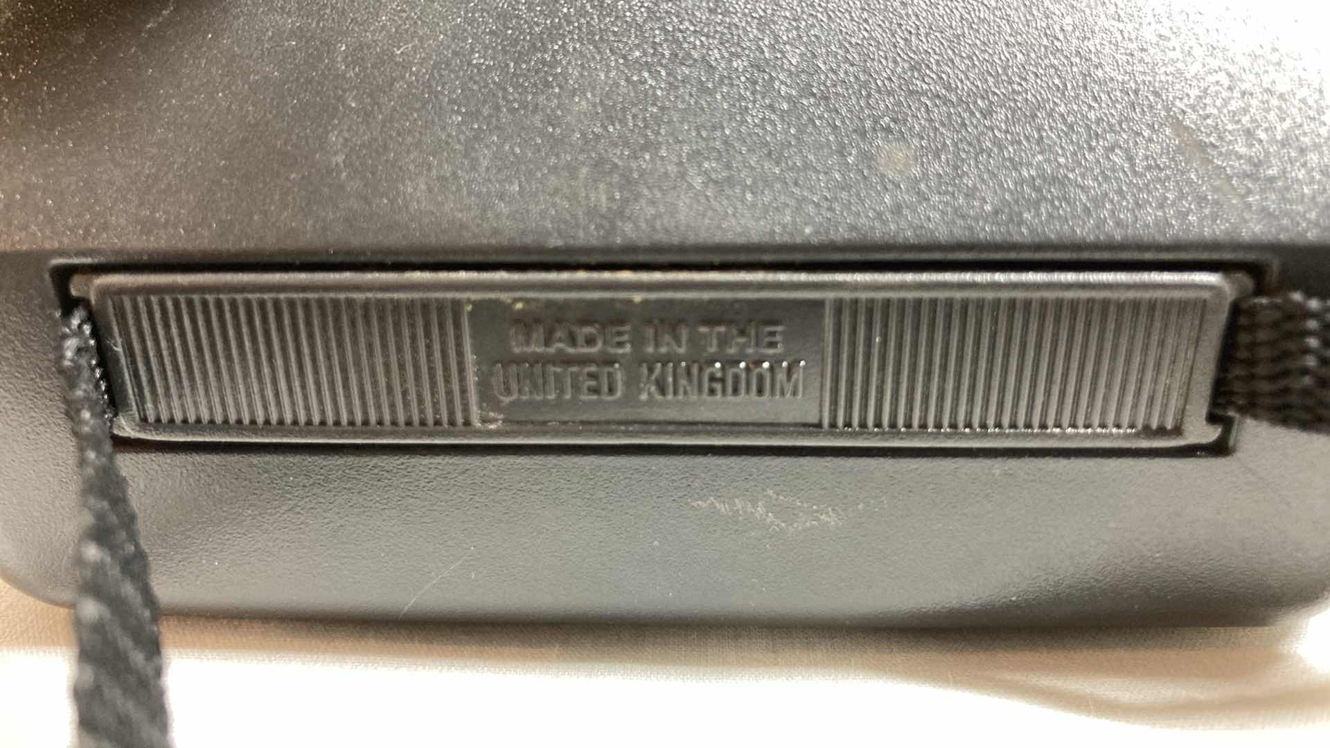 Photo 1 of POLAROID ONESTEP CLOSE UP CAMERA