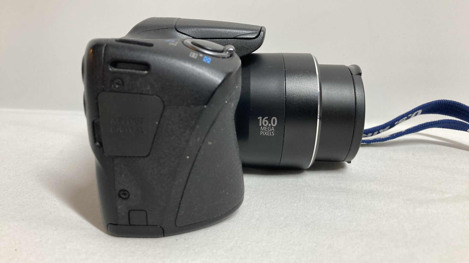 Photo 1 of CANON POWER SHOT CAMERA MODEL SX400 IS W BATTERIES & CHARGERS