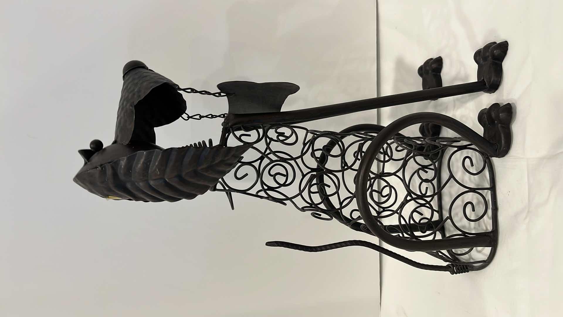 Photo 1 of METAL DOG WELCOME SCULPTURE 6.25” X 9” H15.5”