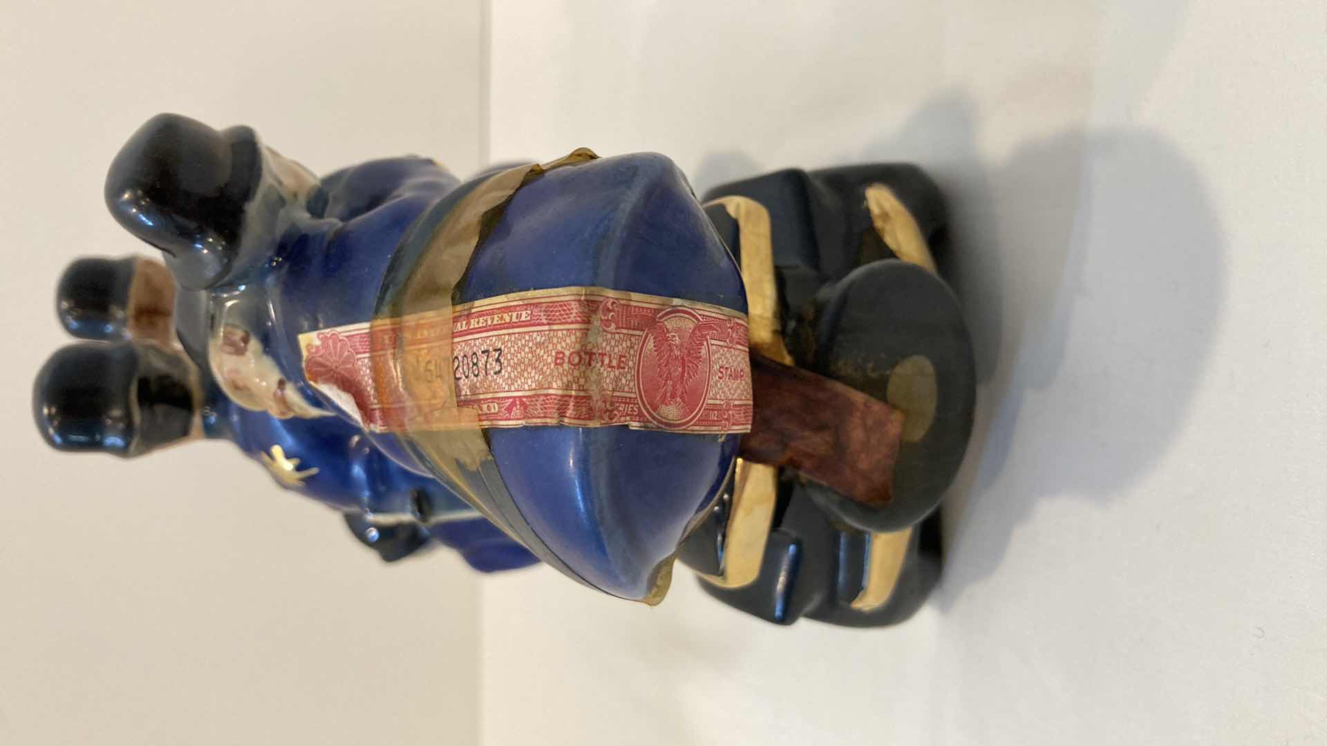 Photo 1 of HERITAGE CHINA HAND DECORATED W 24K GOLD BOBBY POLICE CAR DECANTER 1971 11.5” X 4.5” H7”