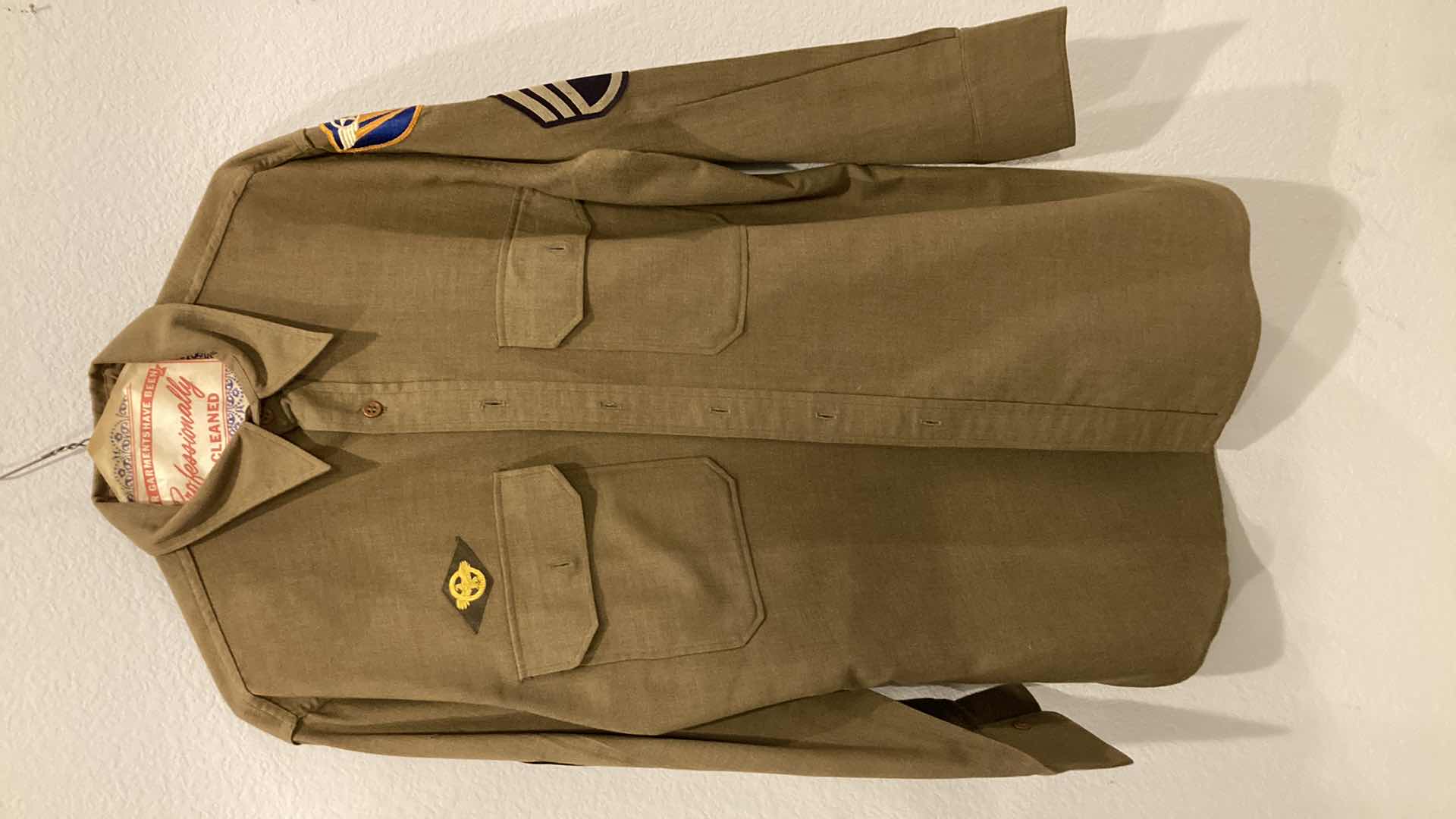 View 1 of MONROE SHIRT CO. WW2 US ARMY AIR CORP UNIFORM SHIRT 16-33 NOV 8 1941