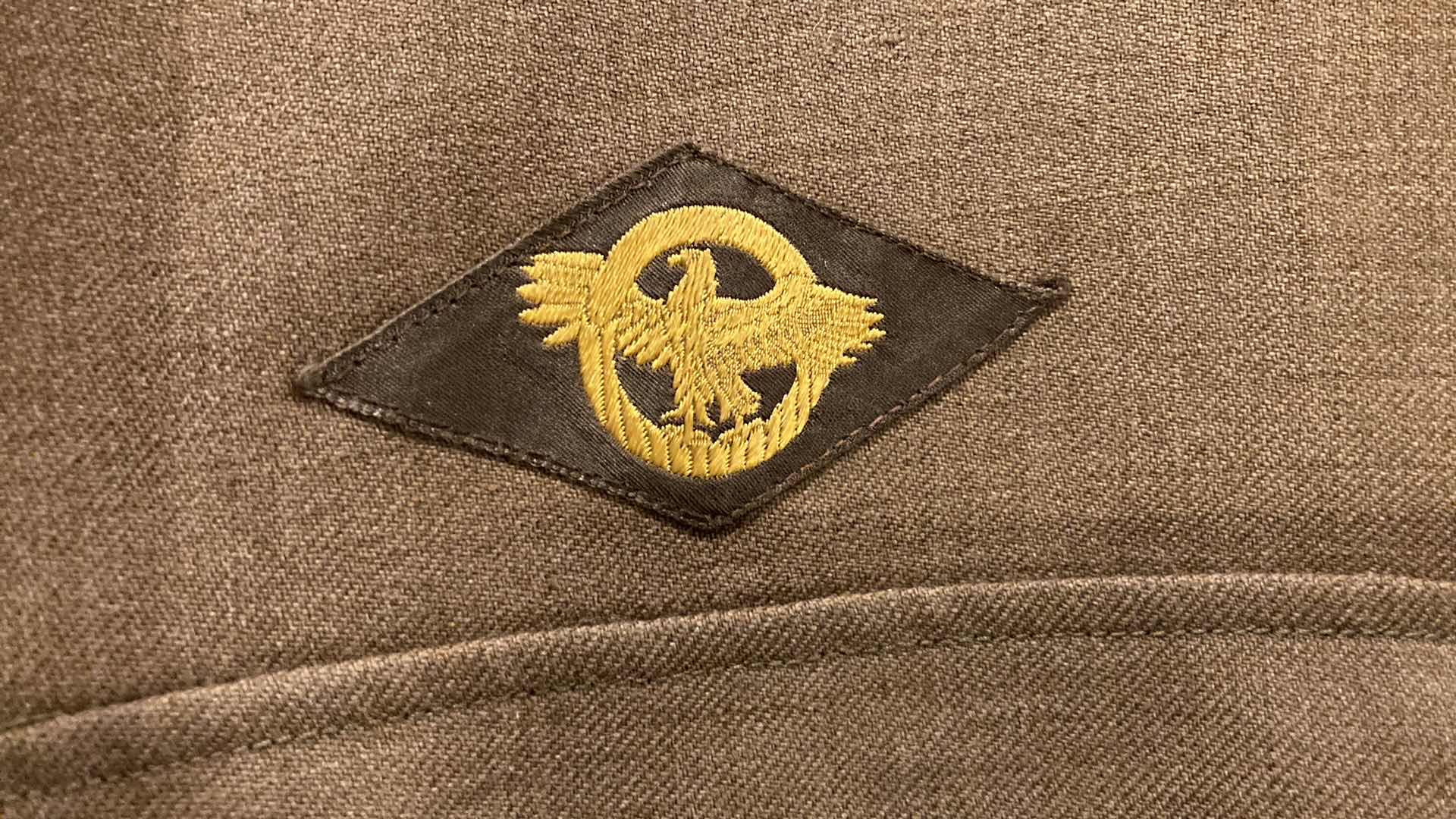 View 2 of MONROE SHIRT CO. WW2 US ARMY AIR CORP UNIFORM SHIRT 16-33 NOV 8 1941