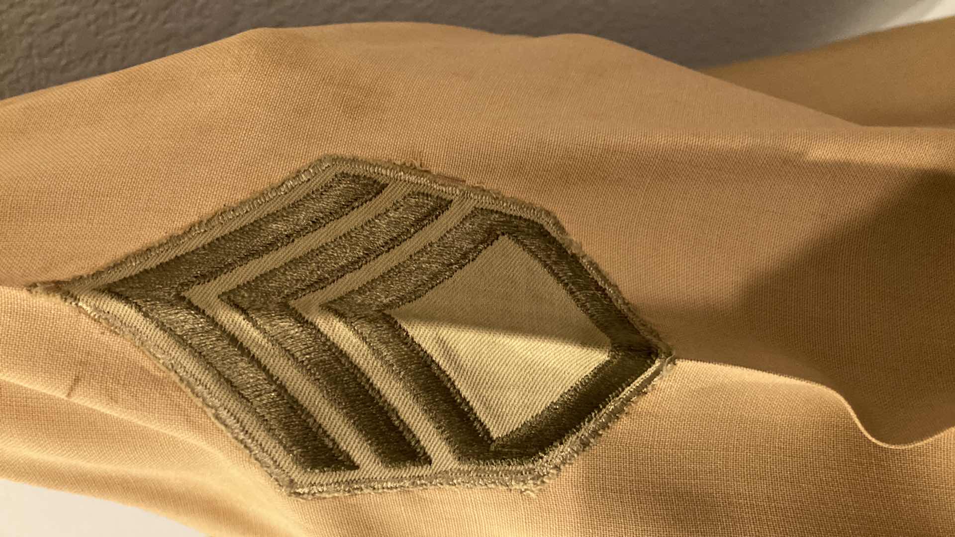 Photo 1 of US ARMY OFFICER AIR CORP UNIFORM SHIRT XL