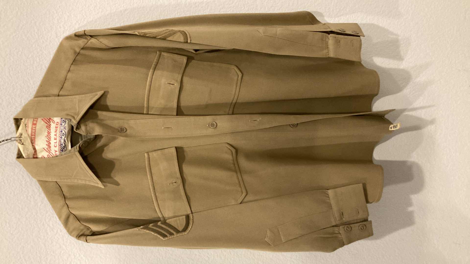 Photo 1 of OFFICER ARMY REGULATION FORM FIT UNIFORM SHIRT XL