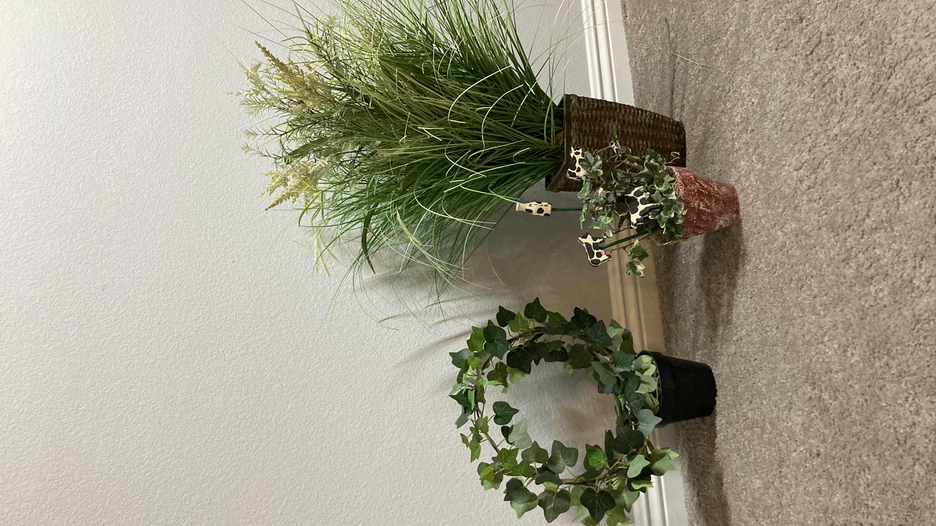 Photo 1 of FLORAL DECOR (6) H29”