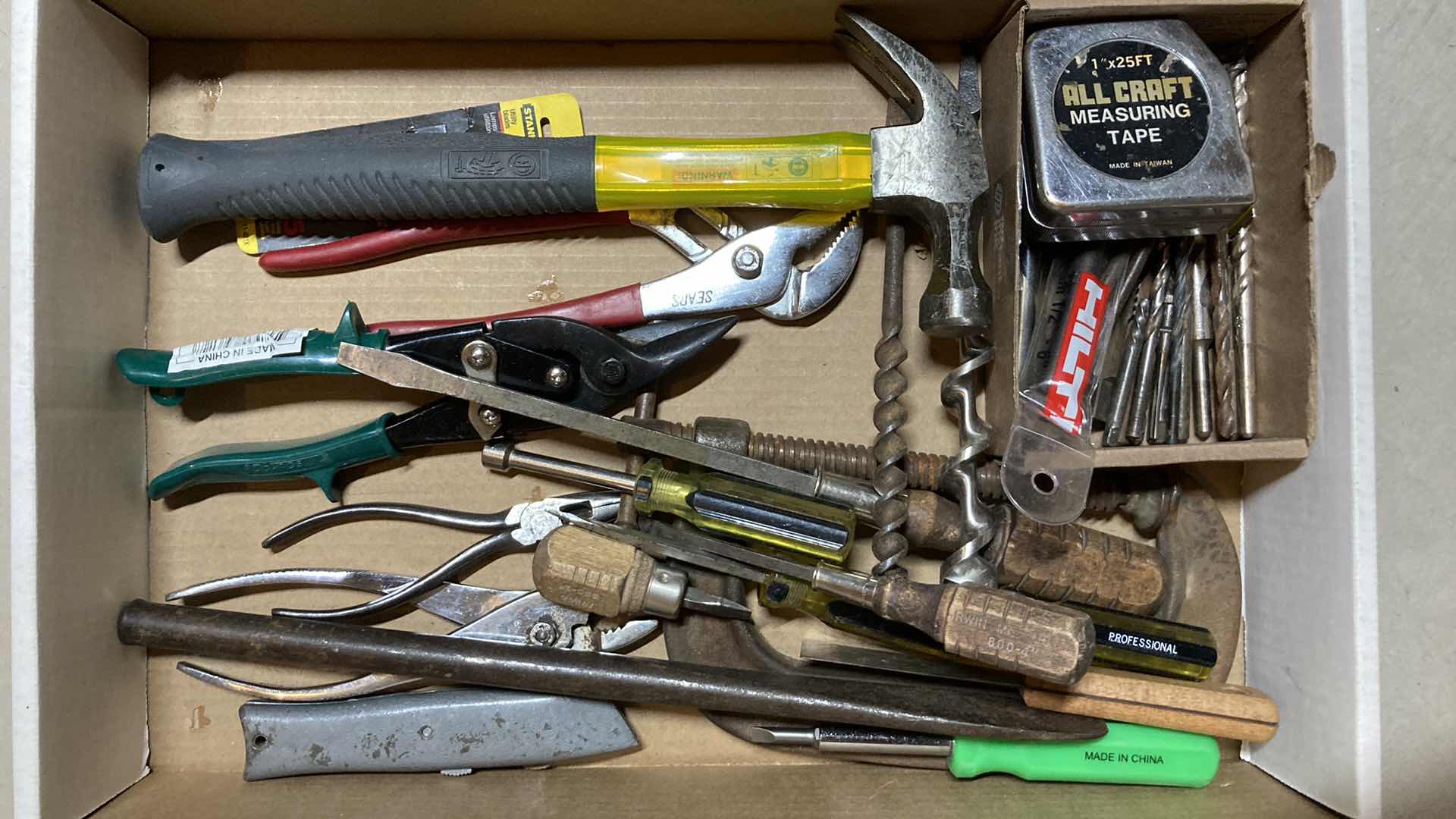 Photo 4 of TOOLS MULTI PURPOSE KIT