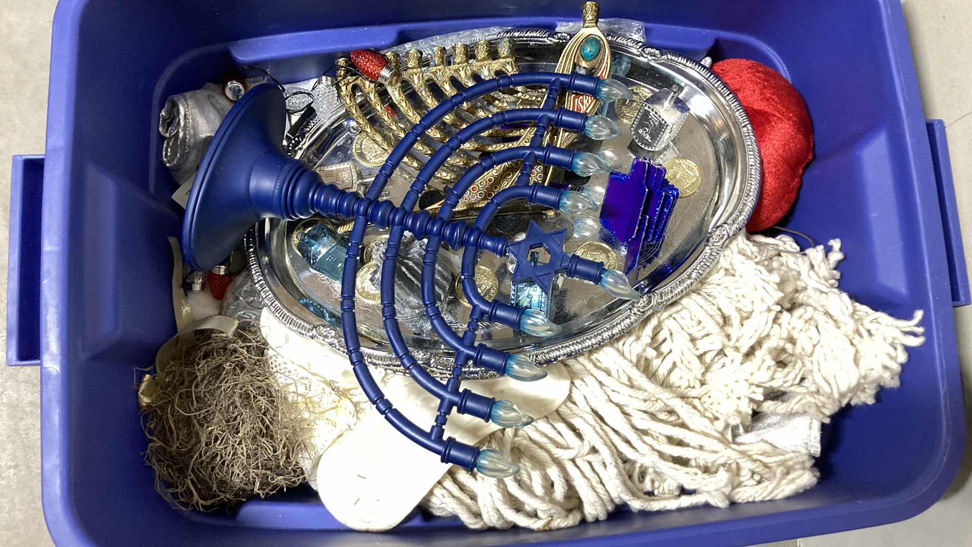 Photo 8 of CHRISTMAS & HOLIDAY DECORATIONS W STERILITE & RUBBERMAID TOTES (7)