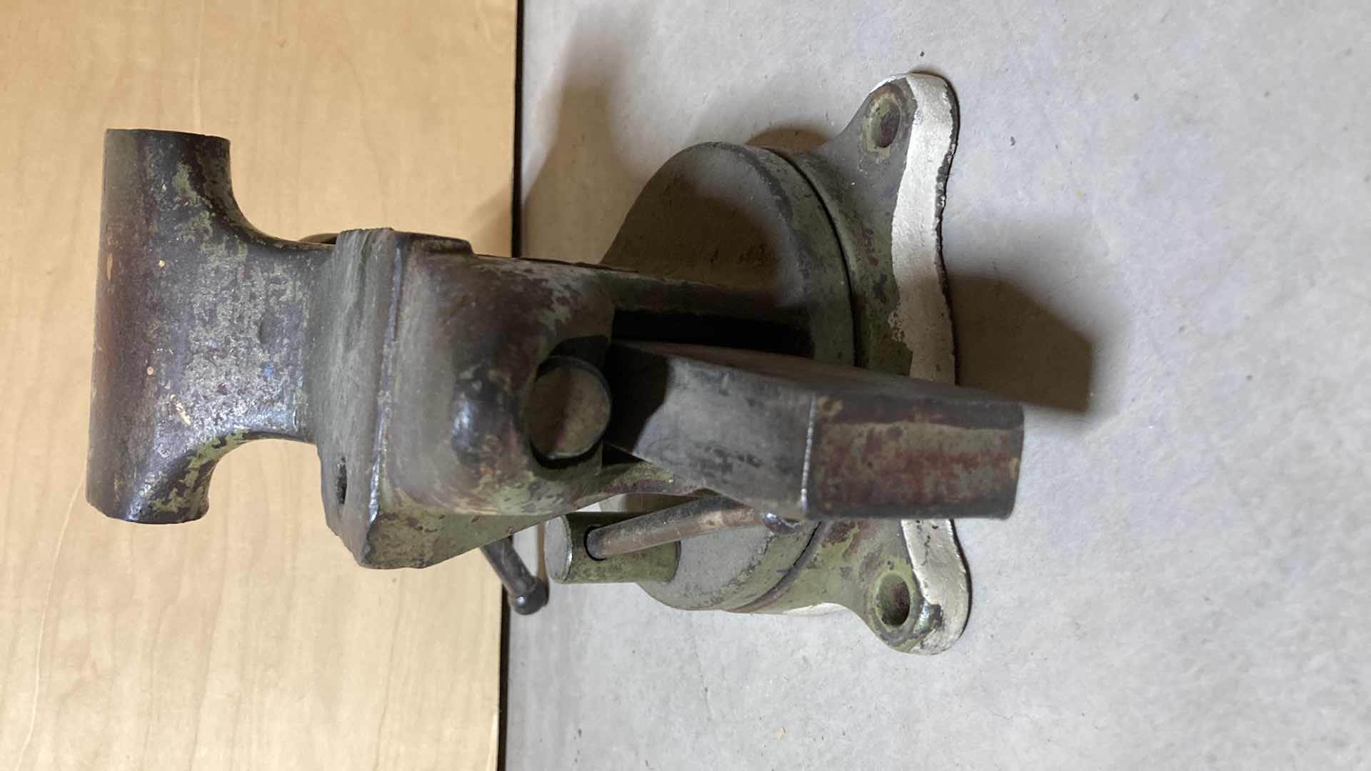 Photo 1 of WARD MASTER QUALITY VISE 13” X 4” H7.30”