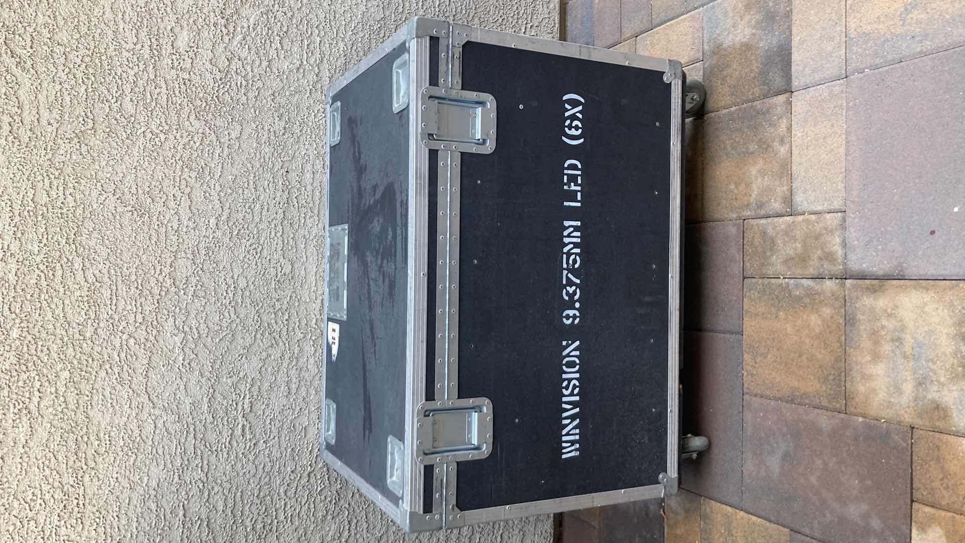 Photo 1 of DRAGON CASE STAGE CASE ON CASTERS 32” X 19” H29”