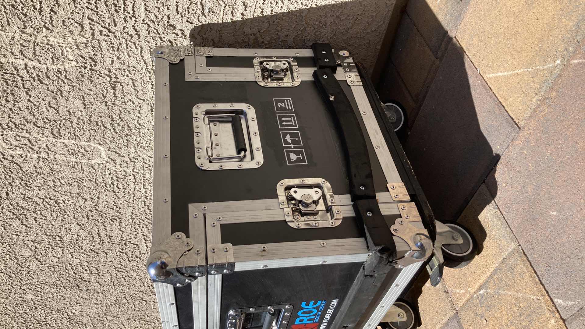 Photo 1 of SERVER TRAVEL CASE ON CASTERS 22” X 22” H24”