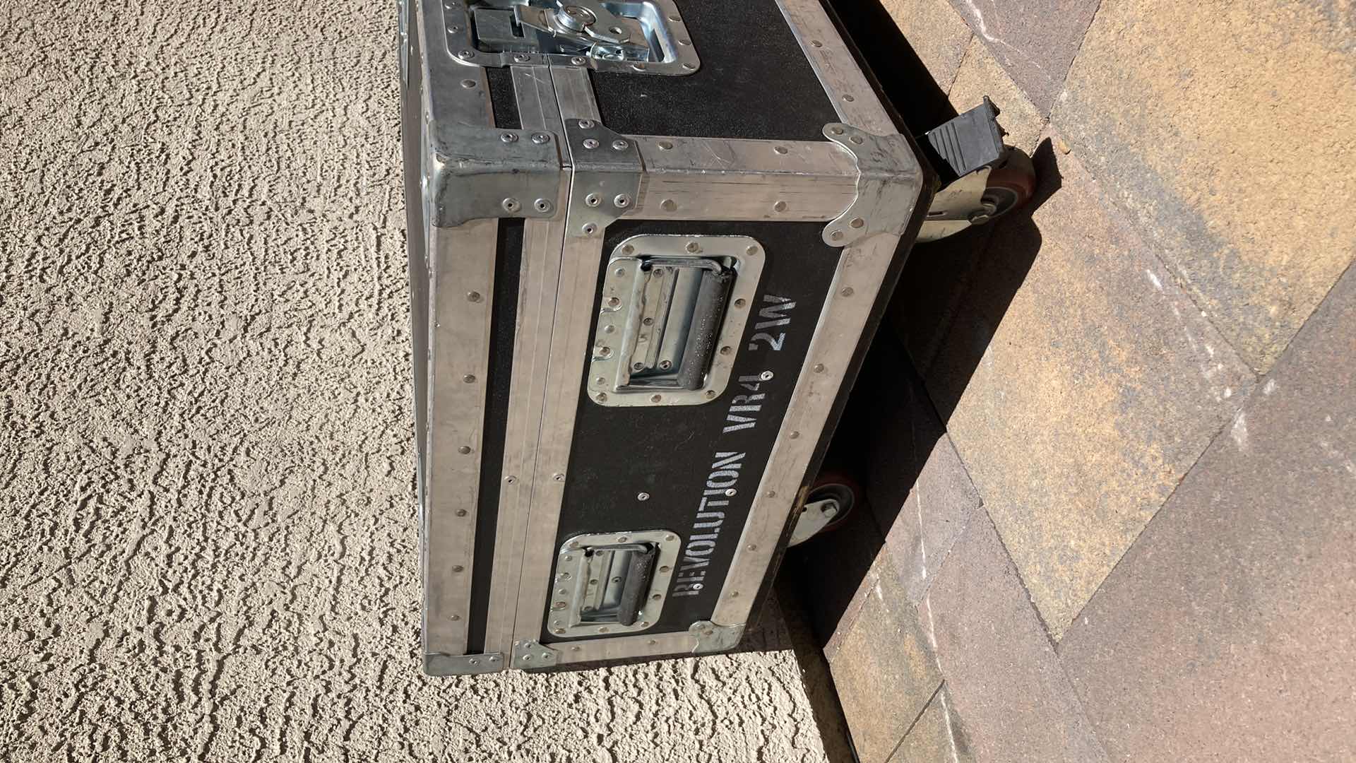 Photo 4 of DRAGON CASE STAGE CASE ON CASTERS 46” X 23” H18”