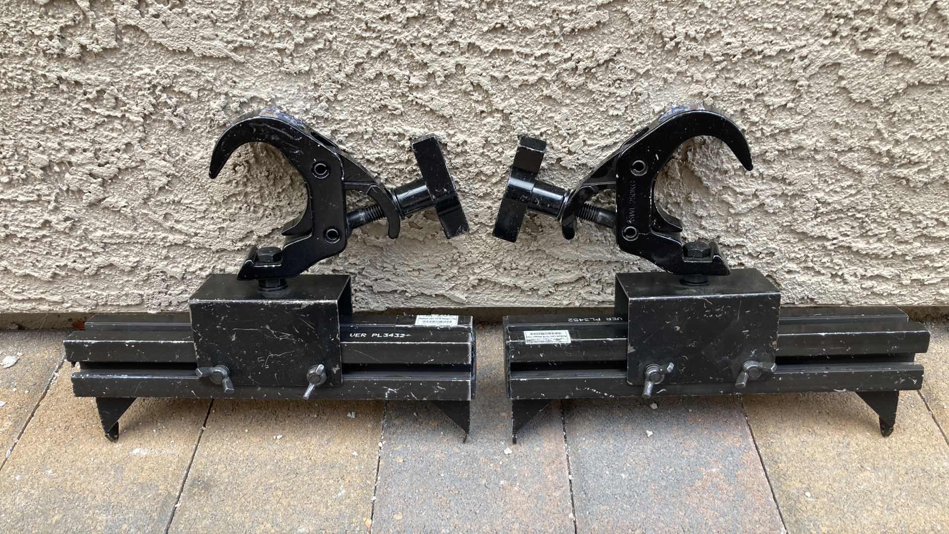 Photo 1 of RADIANT LINX 12/18 HANGERS (8) 11” X 10”