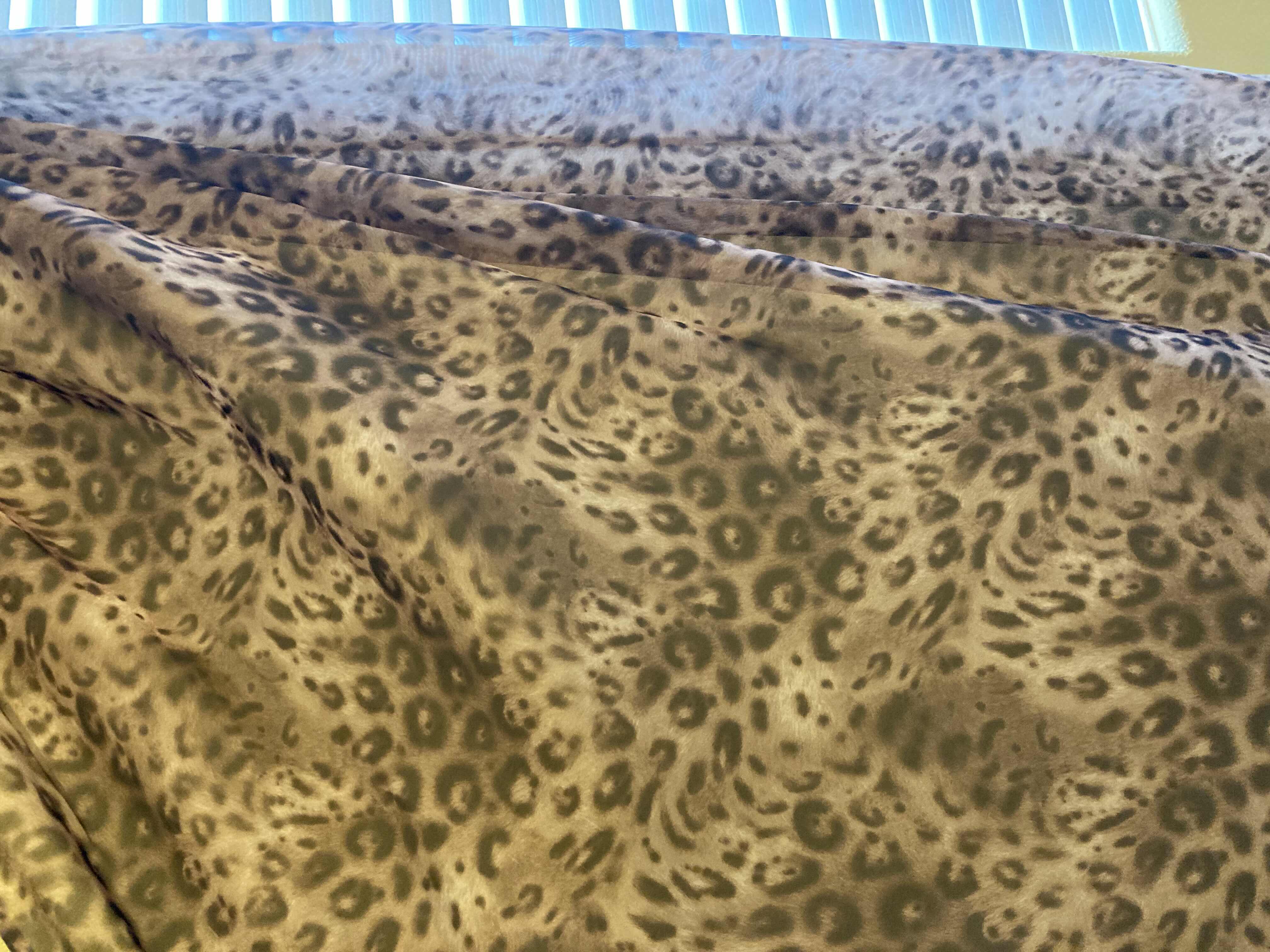 Photo 1 of CHEETAH PRINT TRANSPARENT DRAPES W TWO TONE PATTERN RESIN DRAPE HOLDERS (2) 5.25” X 8”