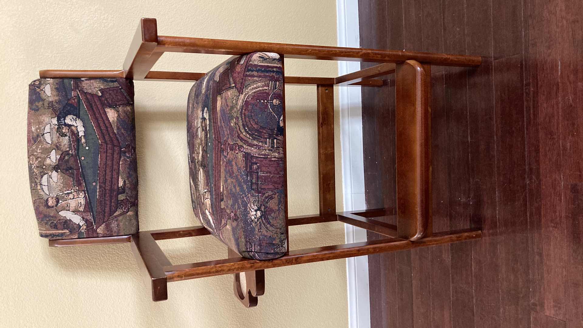 Photo 1 of RECREATIONAL PRODUCTS BILLARD THEME UPHOLSTERED BAR STOOL W CUP HOLDER 26” X 21” H45”