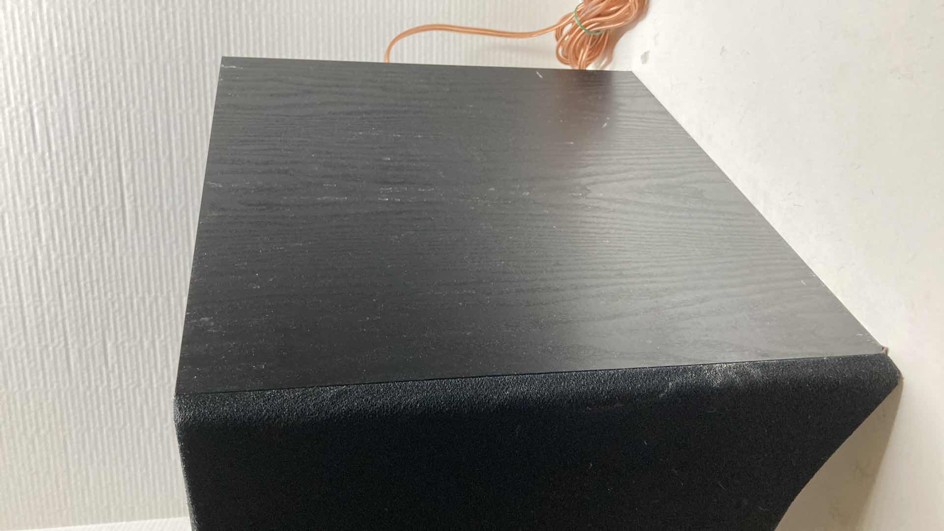 Photo 1 of VELODYNE DLS SUBWOOFER MODEL DLS-3500 W SPEAKER WIRE