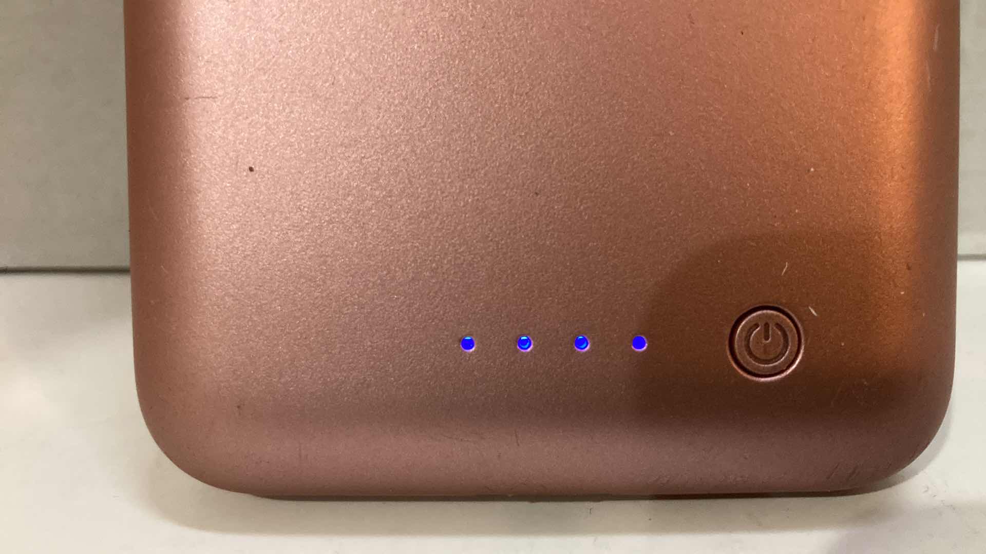 Photo 3 of APPLE iPHONE 14 PLUS PINK CHARGER CASE