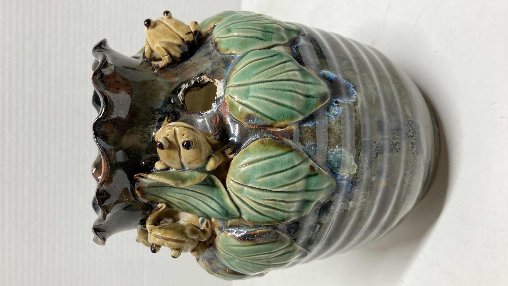 Photo 1 of FROGS & LILY-PAD THEME CERAMIC PLANTER 6” X 8”