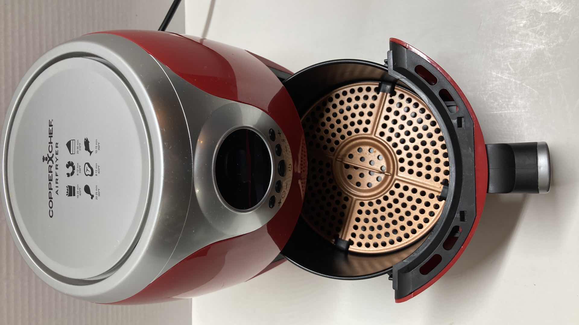 Photo 1 of COPPER CHEF 2QT AIR FRYER MODEL AF002