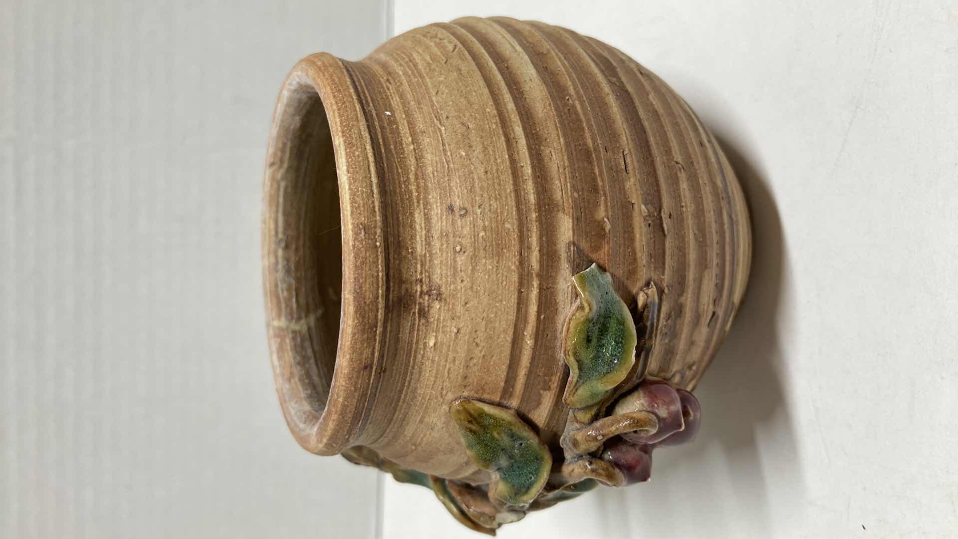 Photo 1 of CHINESE GRAPE VINE MINI PLANTER 4” X 3.75”