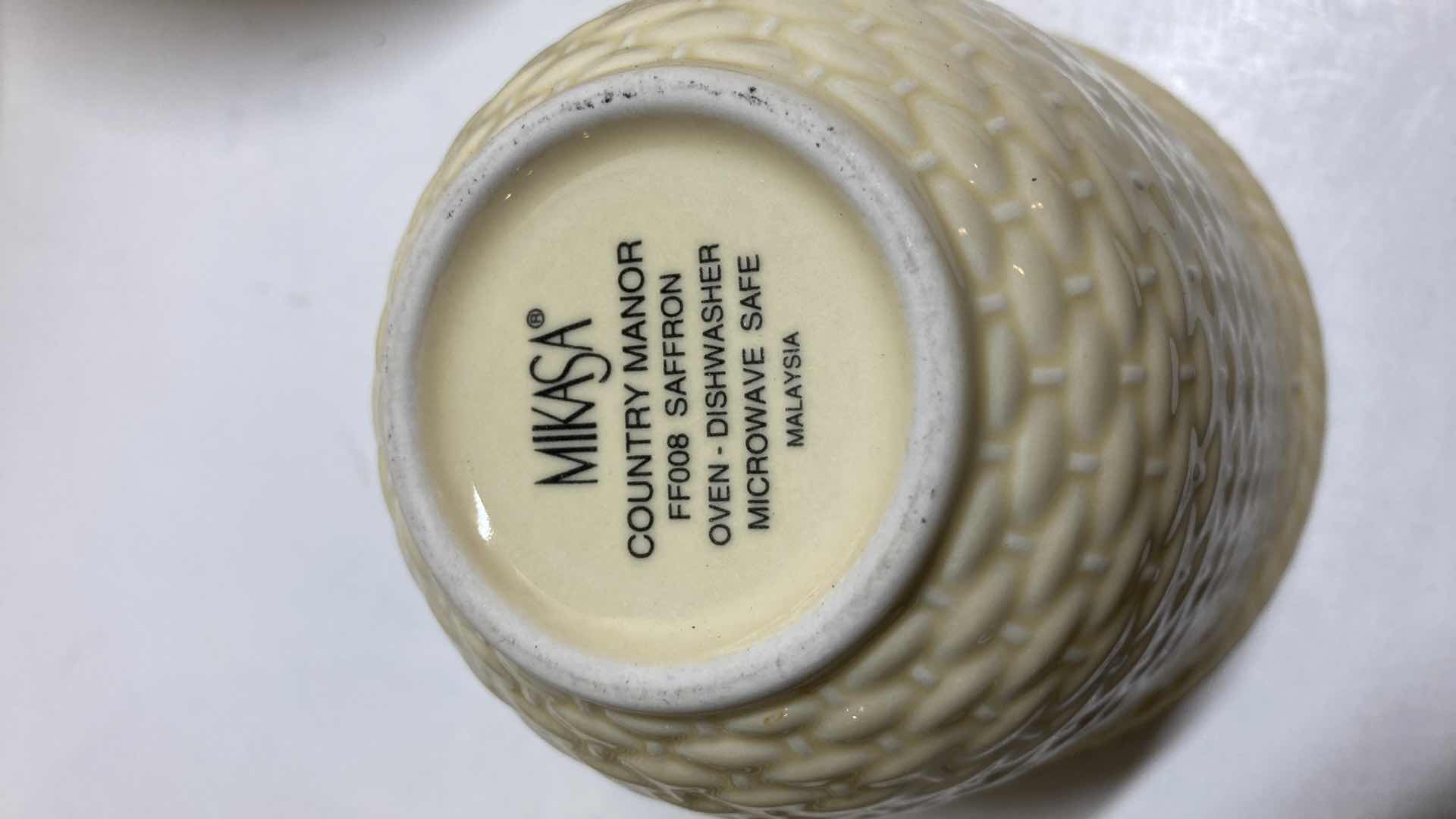 Photo 1 of MIKASA COUNTRY MANOR SAFFRON 26PC CHINA SET FF008