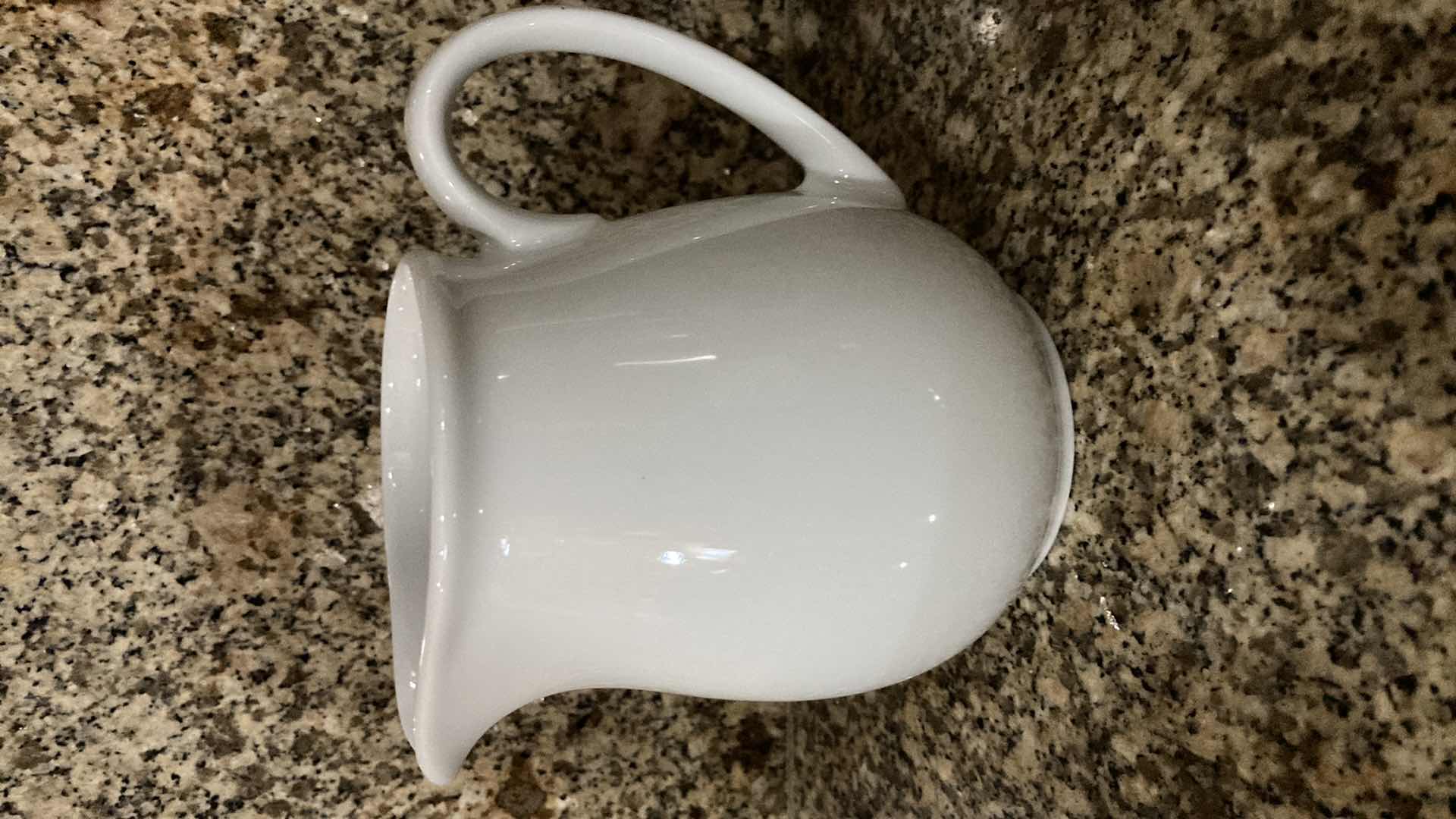 Photo 8 of COFFEE MUGS (4) W CREAMER