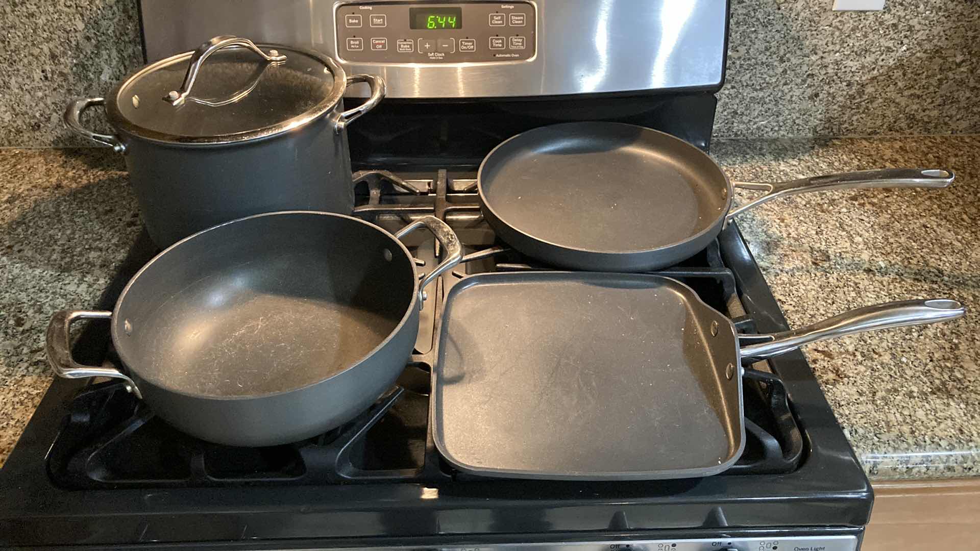 Photo 1 of KIRKLAND POT & SKILLET SET (4)