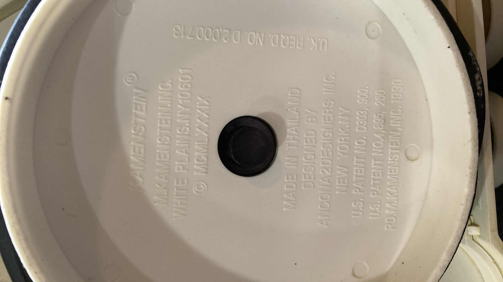 Photo 1 of KAMENSTEIN ROTATING SPICE RACK 9” X 7.5” H10.25”