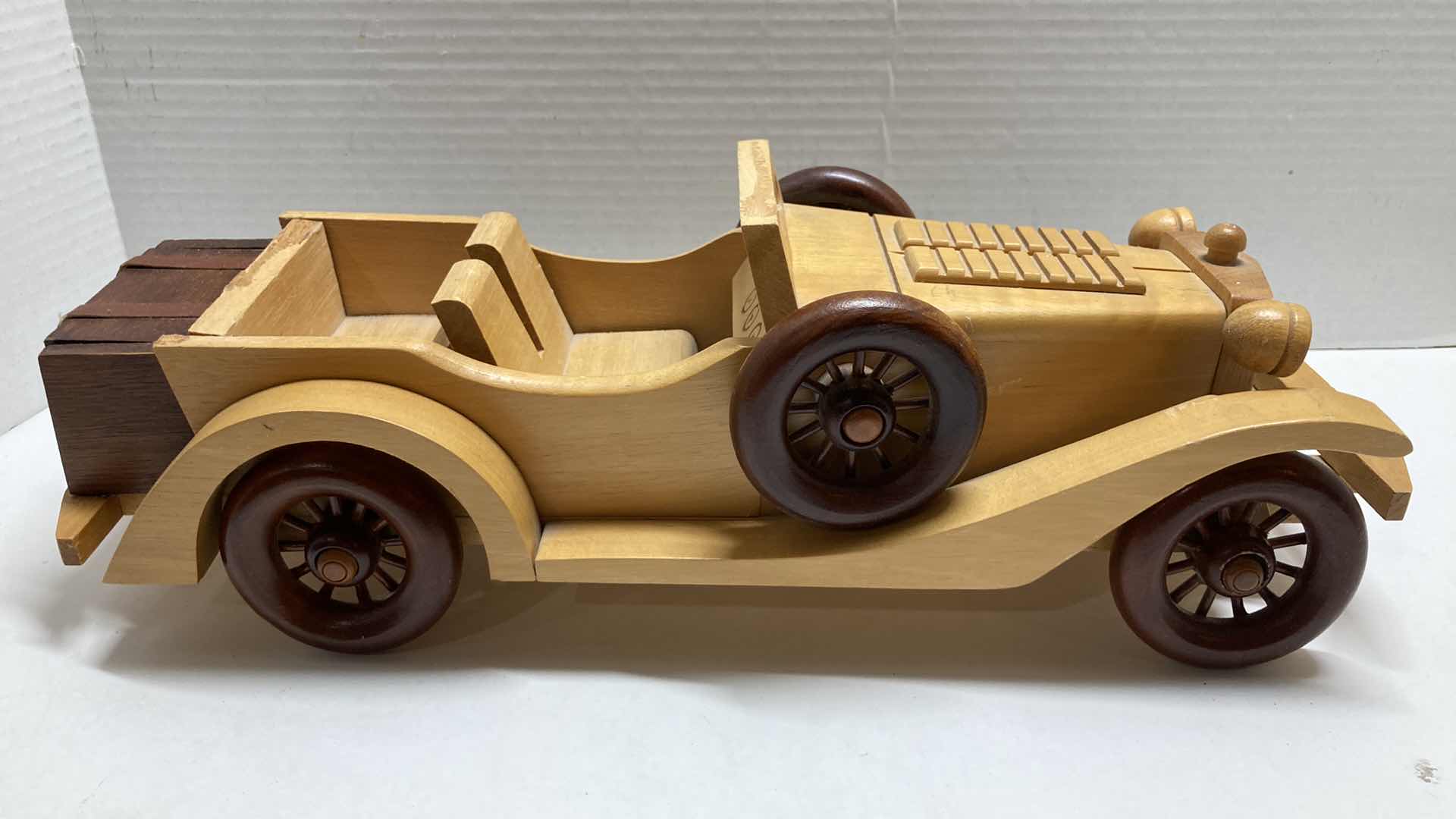 Photo 1 of EARLY-CENTURY STYLE WOOD AUTOMOBILE DECOR 15” X 5” H5”