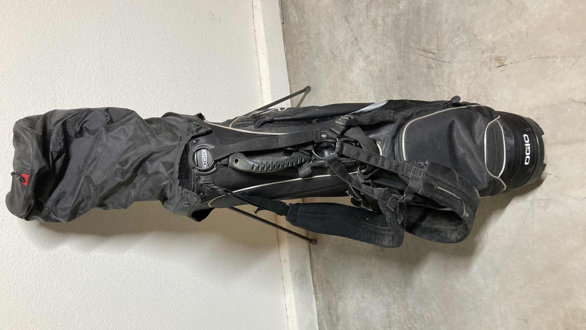 Photo 1 of OGIO VECTOR BLACK GOLF BAG W ALL TERRAIN STABILITY STAND, BALL SILO & ARC CLUB MANAGEMENT SYSTEM