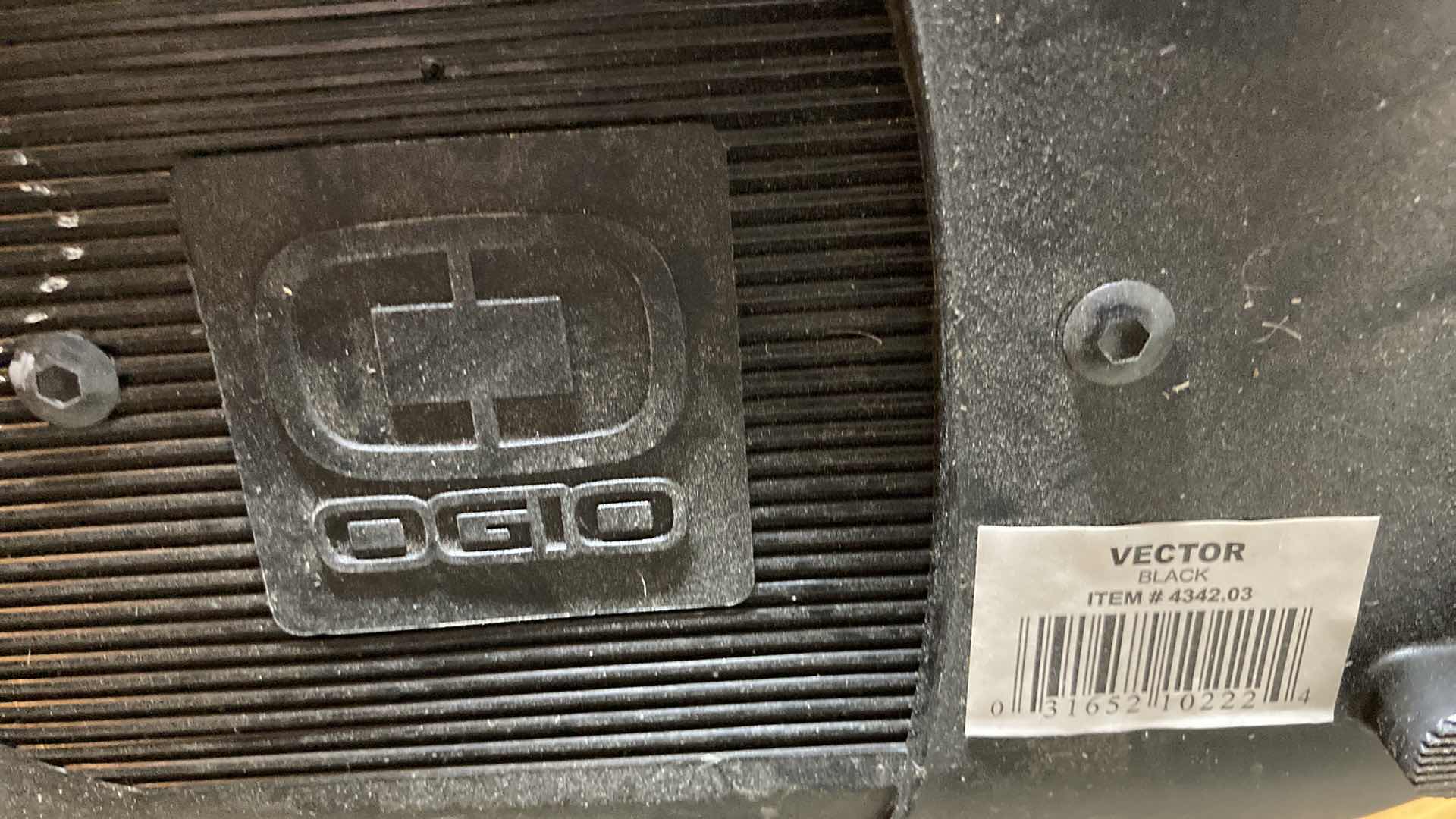 Photo 1 of OGIO VECTOR BLACK GOLF BAG W ALL TERRAIN STABILITY STAND, BALL SILO & ARC CLUB MANAGEMENT SYSTEM