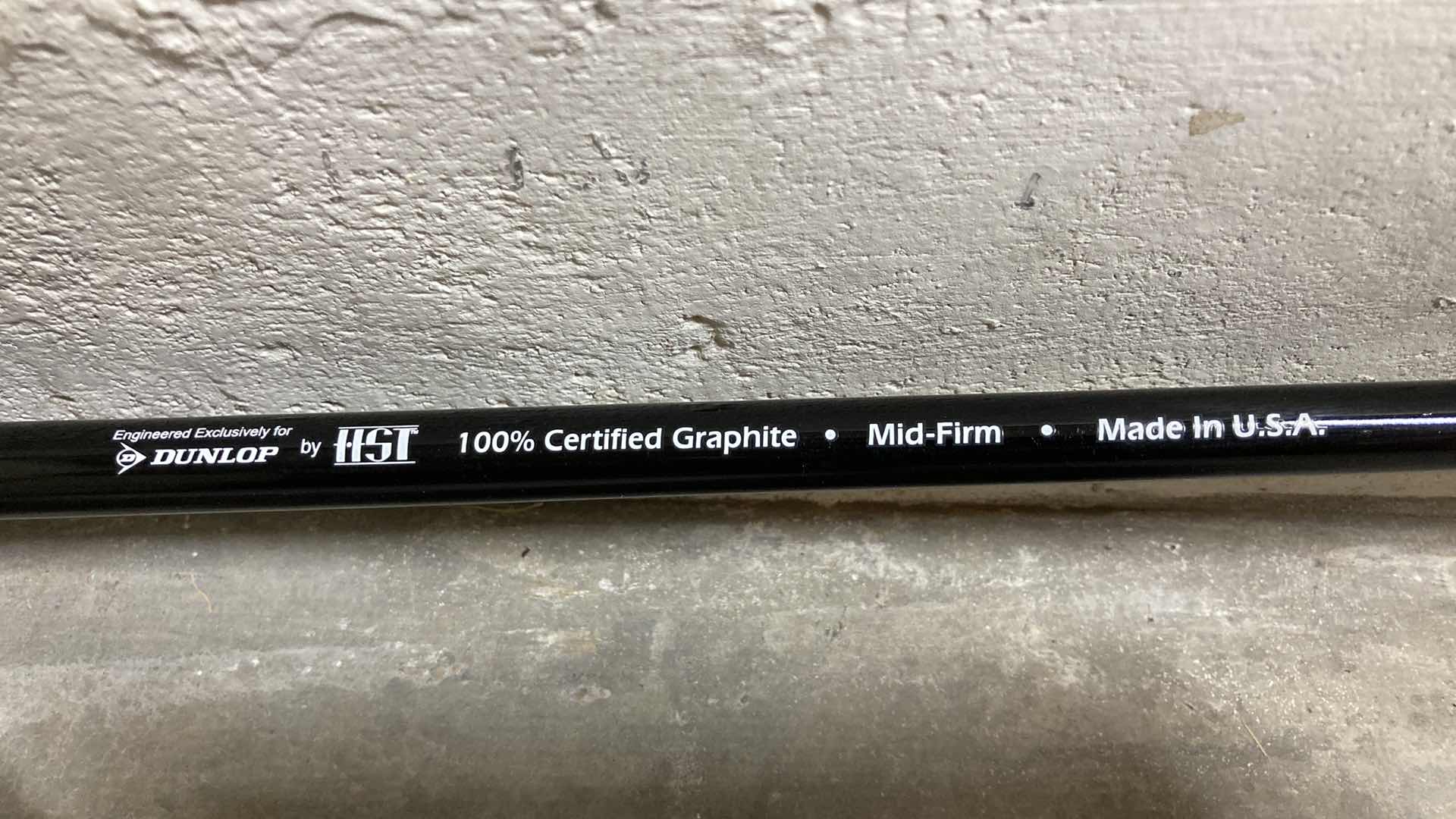 Photo 1 of DUNLOP VISTA MATRIX METAL FLOW WEIGHTED CERTIFIED GRAPHITE MID-FIRM GOLF CLUB SET OF 11