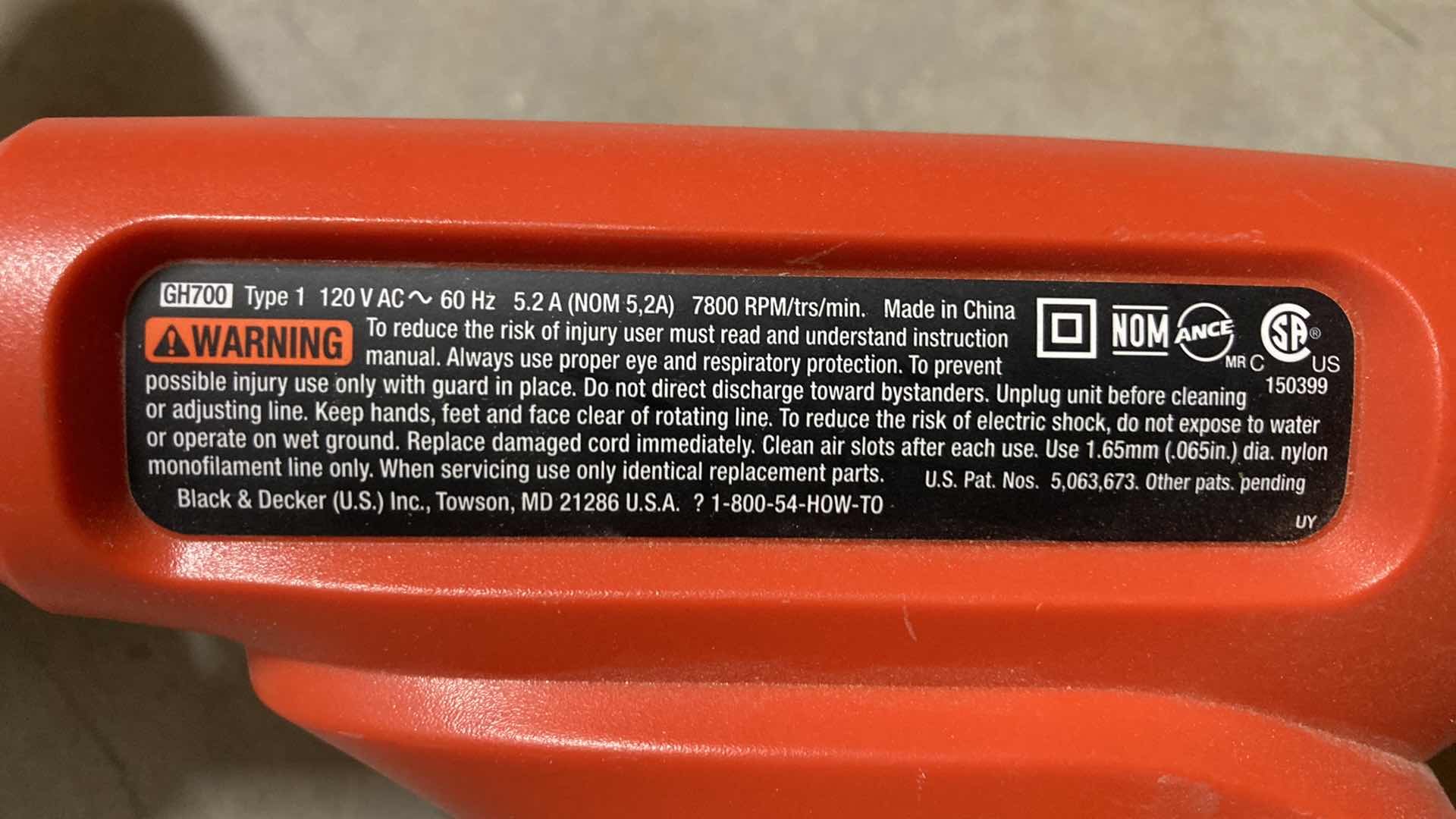 Photo 1 of BLACK & DECKER GRASSHOG ELECTRIC EDGE TRIMMER MODEL GH700 TYPE 1