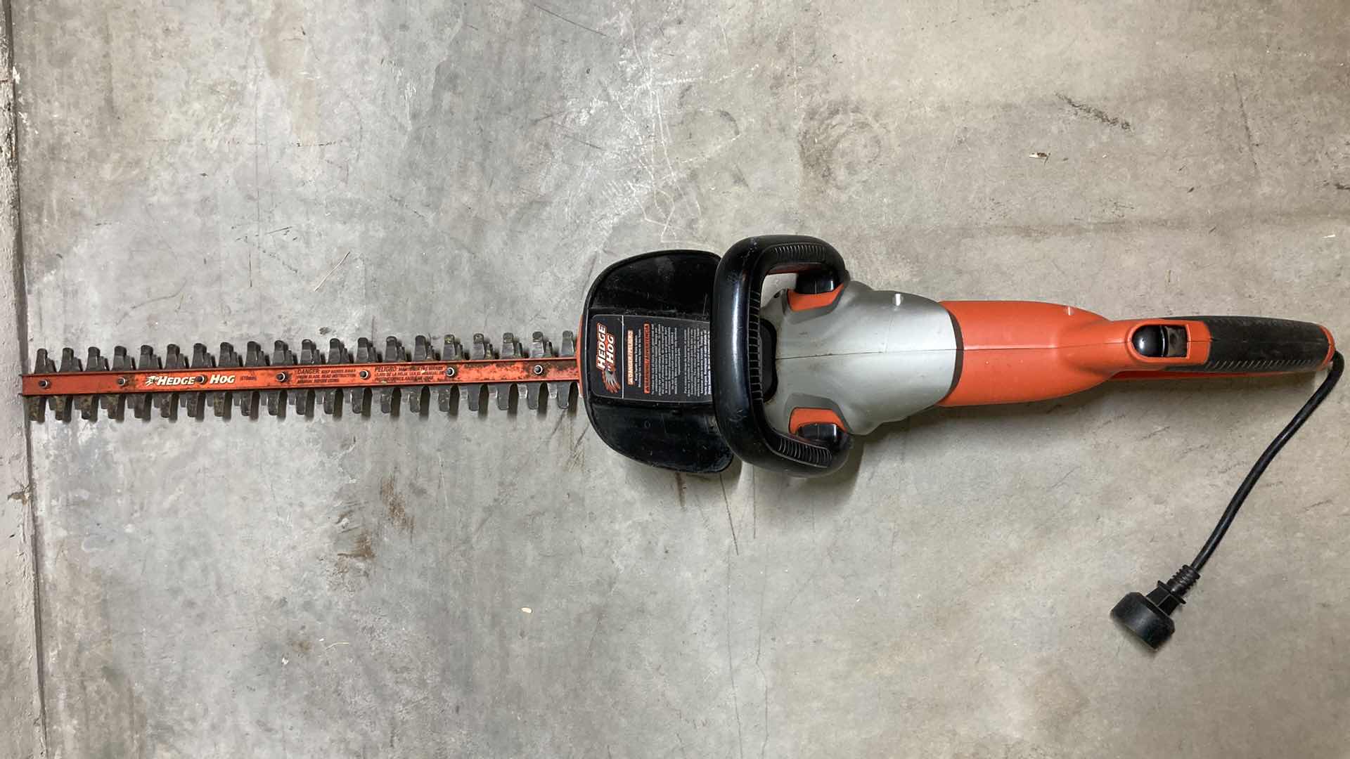 Photo 1 of BLACK & DECKER HEDGEHOG ELECTRIC HEDGE TRIMMER MODEL HH2450 TYPE 1