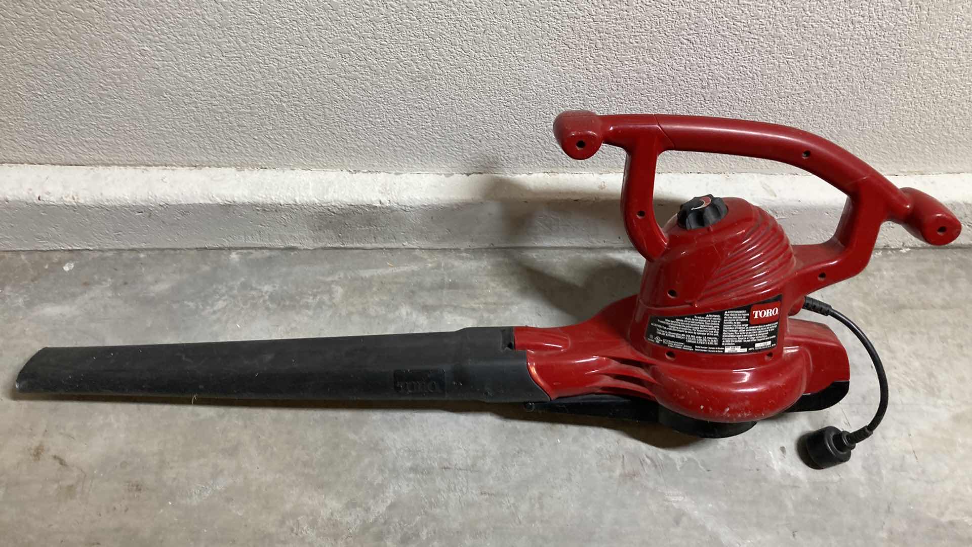 Photo 1 of TORO ULTRA METAL IMPELLER BLOWER VAC W ATTACHMENT MODEL  51599