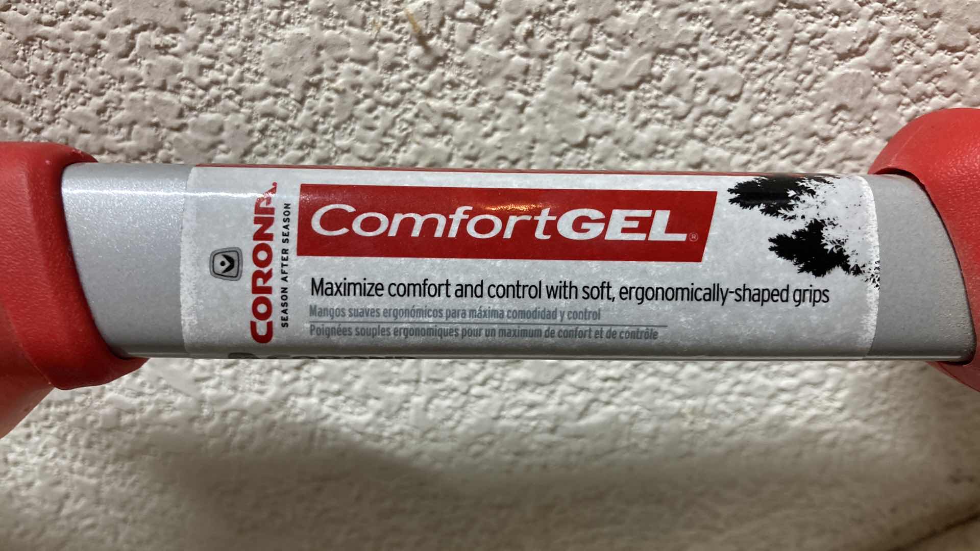 Photo 1 of CORONA COMFORT GEL HANDLED SHOCK GUARD HEDGE SHEARS