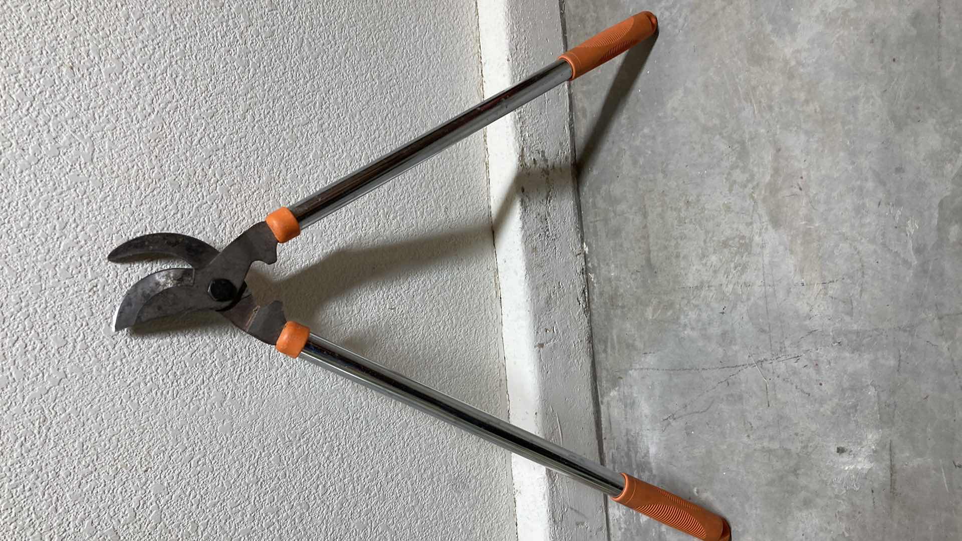 Photo 1 of CORONA HEDGE SHEARS & BRANCH TRIMMER