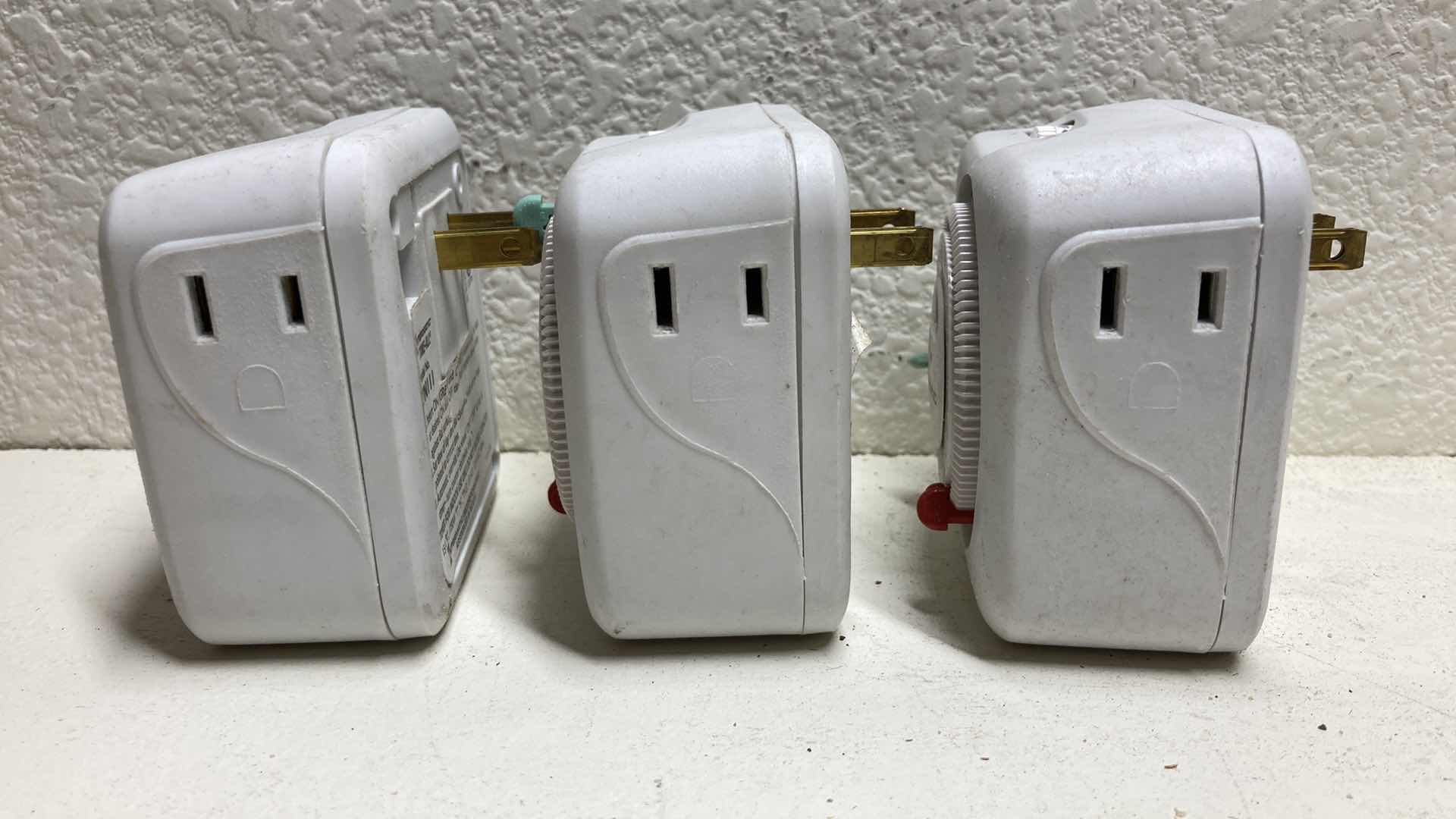 Photo 1 of INTERMATIC TIMERS MODEL TNIII  (3)