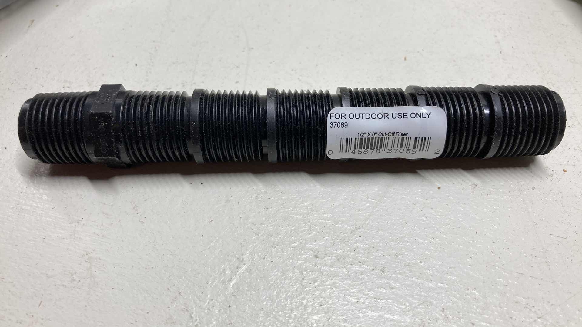 Photo 1 of NEW RAINBIRD 1800 SERIES 4” DUAL SPRAY SPRINKLERS (7) W CUT OFF RISERS 0.5” X 6”