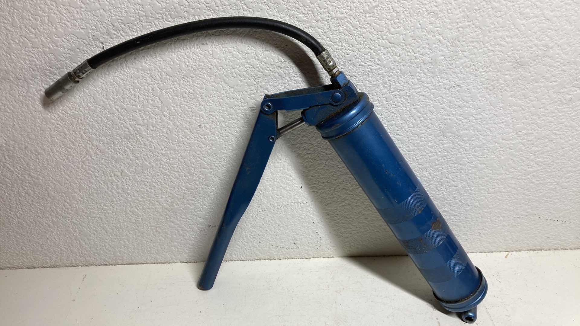 Photo 1 of TRW GREASE GUN NO. 670500